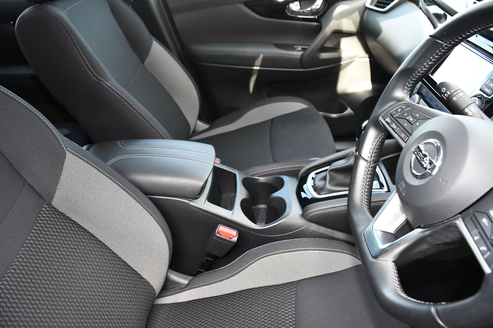 Nissan Qashqai 1.3 DIG-T Acenta Premium SUV 5dr Petrol DCT Auto Euro 6 (s/s) (160 ps) 5dr Automatic 2026
