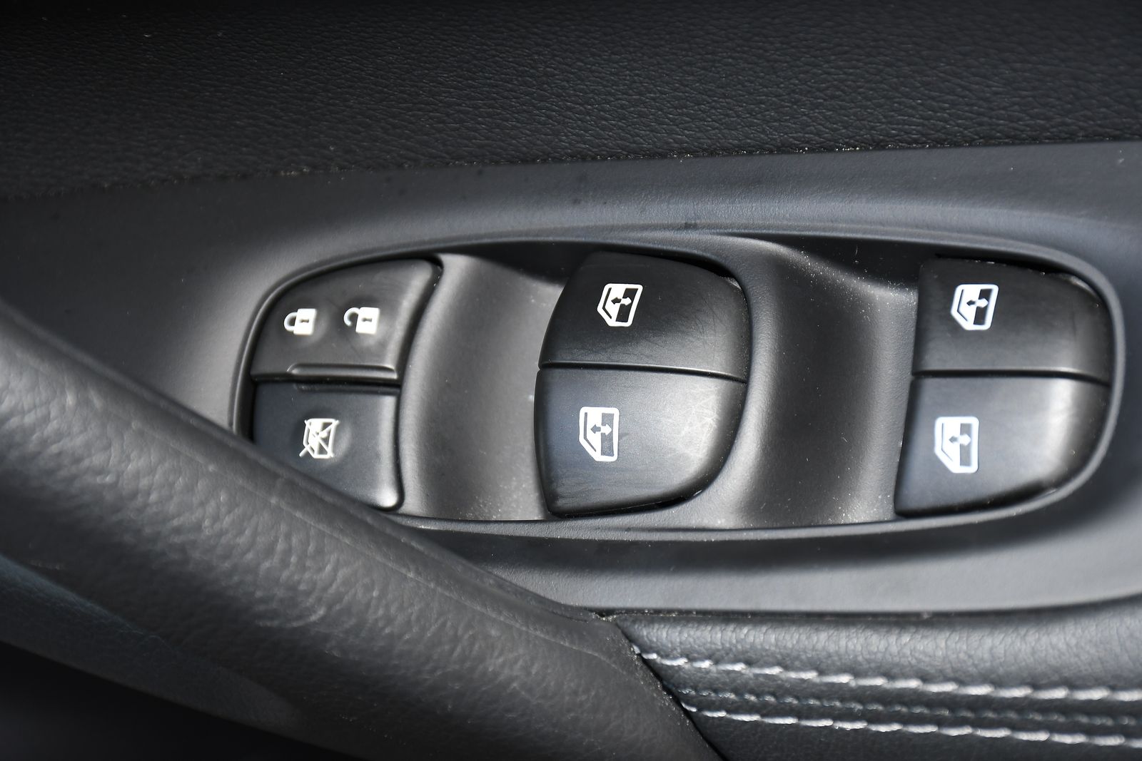 Nissan Qashqai 1.3 DIG-T Acenta Premium SUV 5dr Petrol DCT Auto Euro 6 (s/s) (160 ps) 5dr Automatic 2026