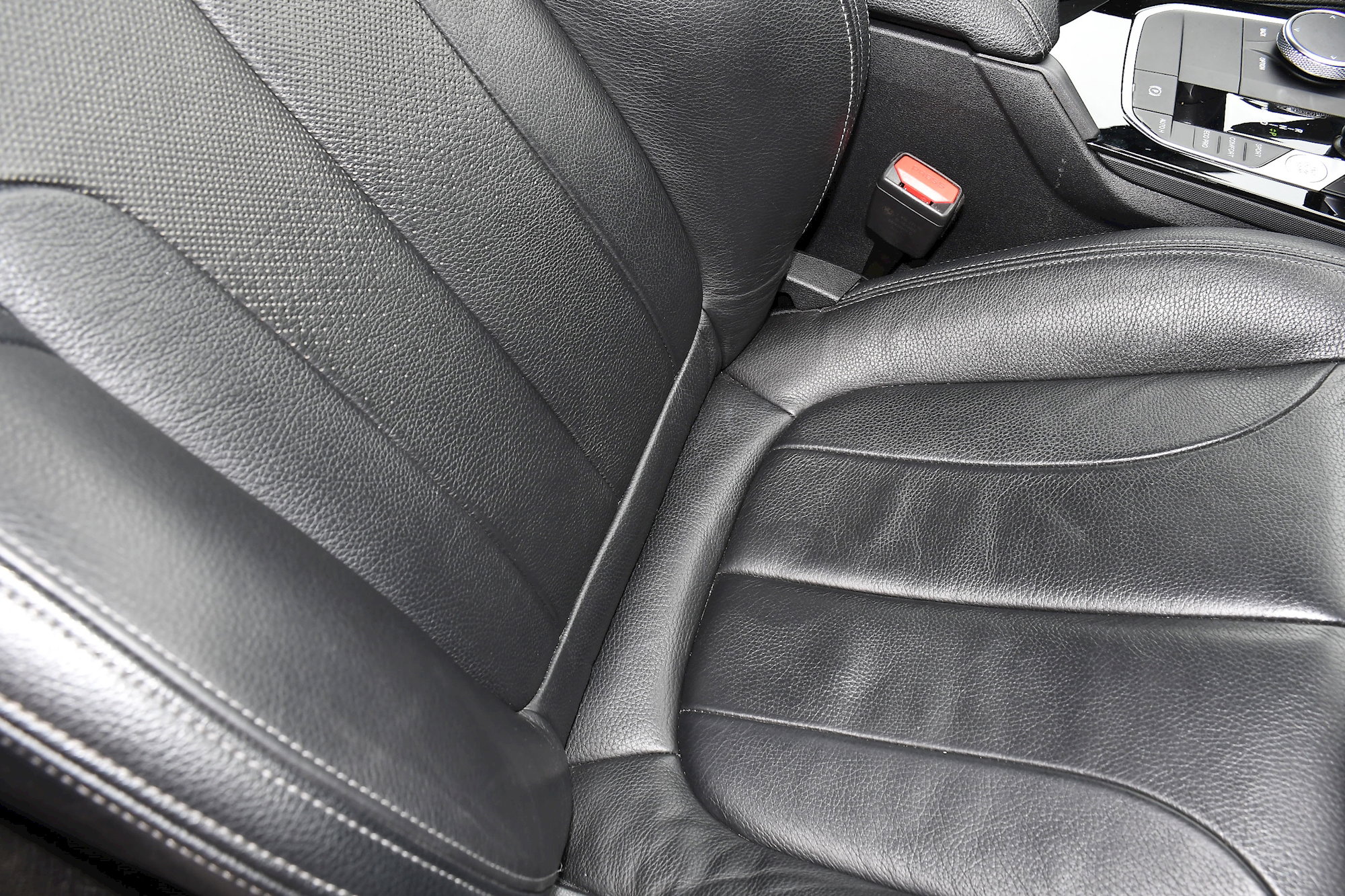 BMW 1 Series 118D M SPORT 5dr Automatic 2026