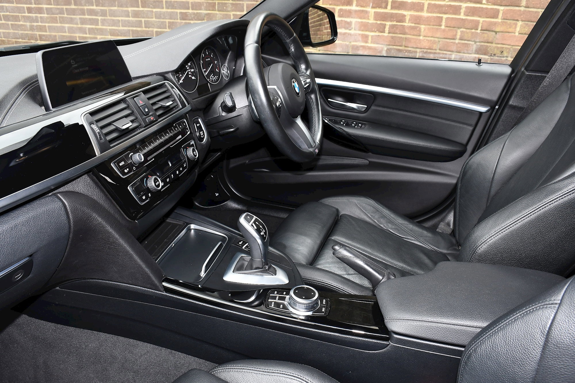 BMW 3 Series 2.0 320d M Sport Touring 5dr Diesel Auto xDrive Euro 6 (s/s) (190 ps) 5dr Automatic 2026