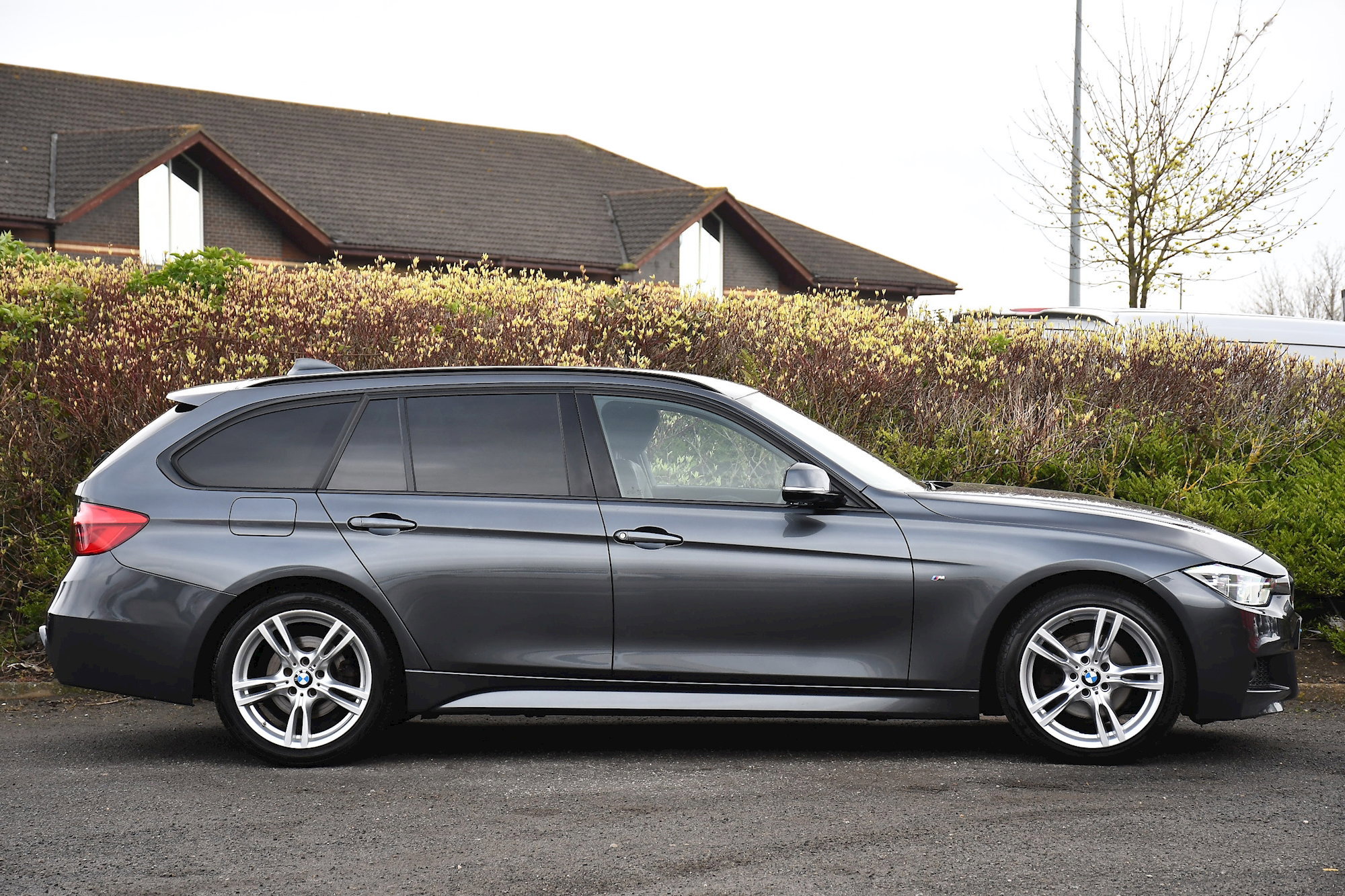 BMW 3 Series 2.0 320d M Sport Touring 5dr Diesel Auto xDrive Euro 6 (s/s) (190 ps) 5dr Automatic 2026