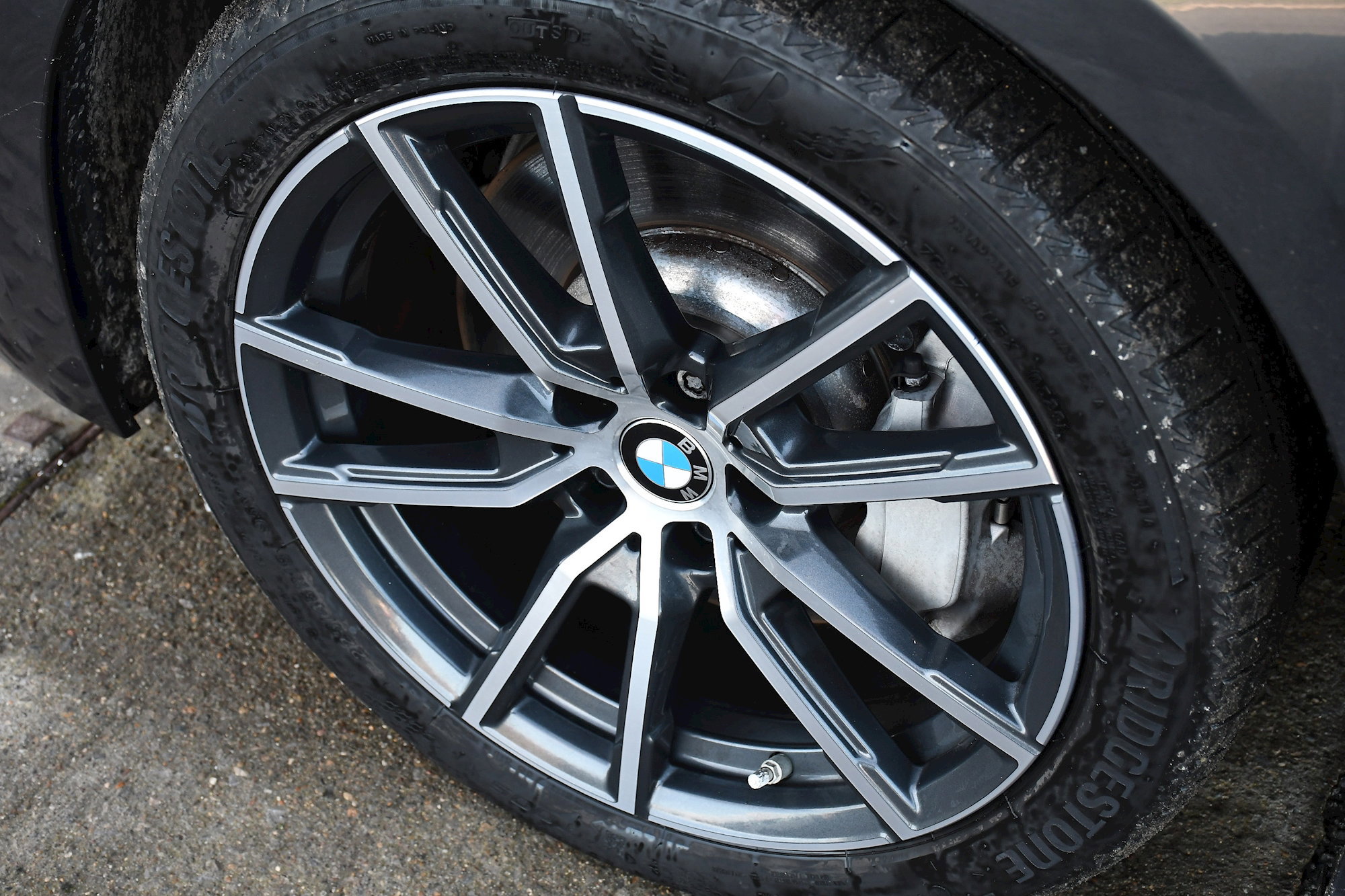 BMW 3 Series 2.0 330e 12kWh Sport Pro Auto (s/s) 4dr 4dr Automatic 2026