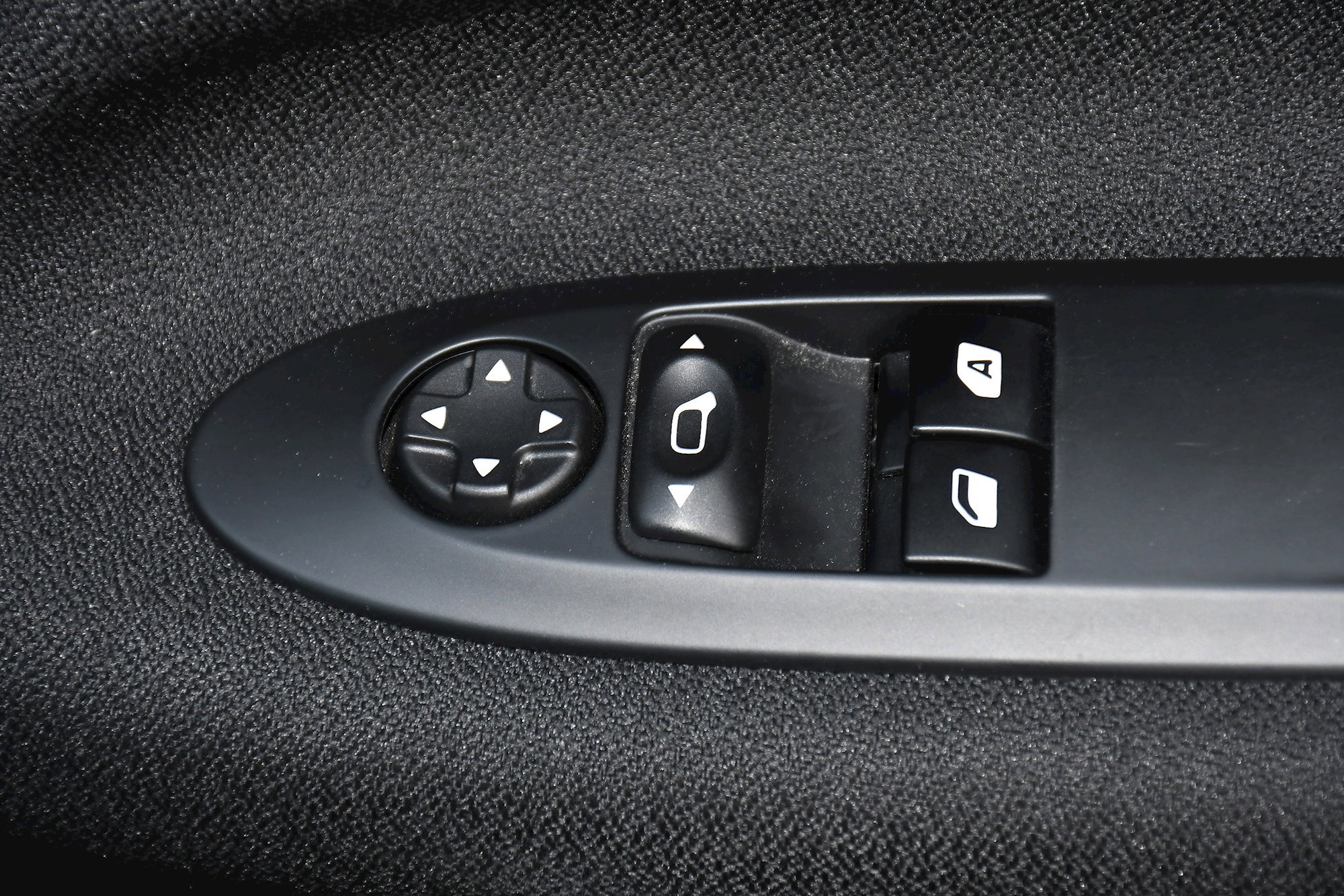 DS DS 3 PURETECH CONNECTED CHIC 3dr Manual 2026