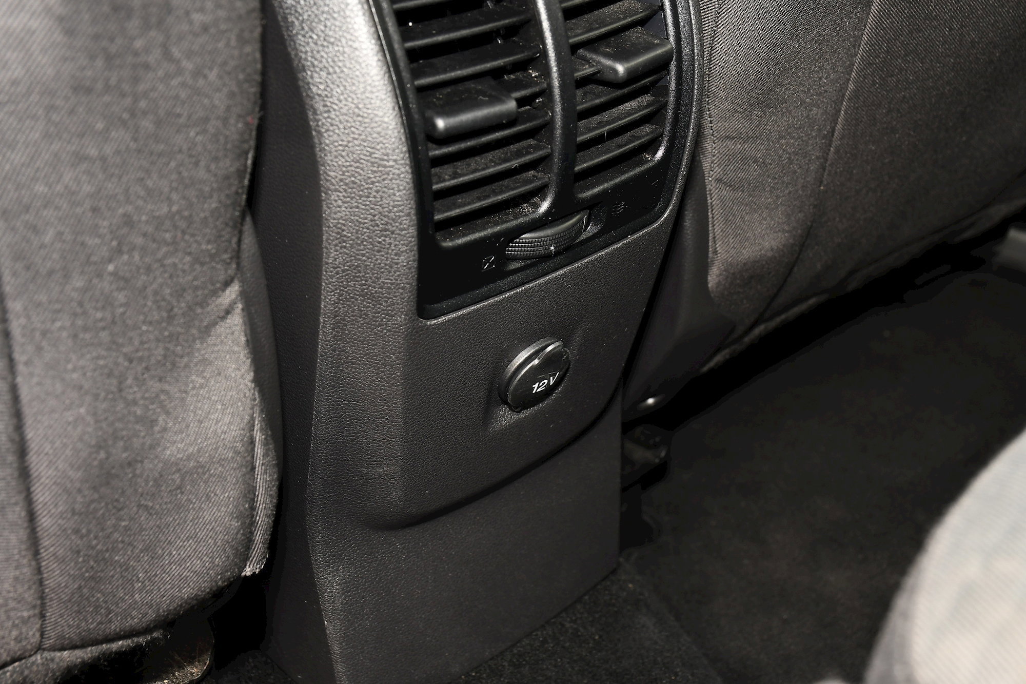 Ford C-Max 1.0T EcoBoost GPF Titanium MPV 5dr Petrol Euro 6 (s/s) (100 ps) 5dr Manual 2026