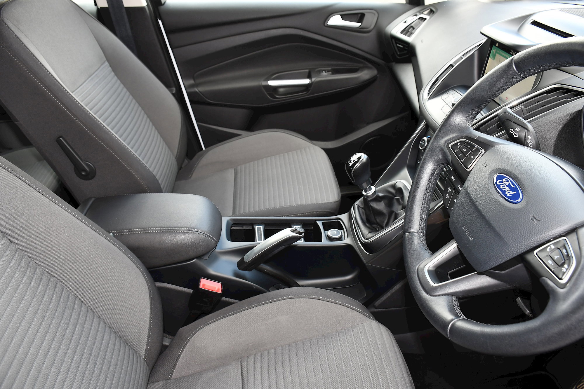 Ford C-Max 1.0T EcoBoost GPF Titanium MPV 5dr Petrol Euro 6 (s/s) (100 ps) 5dr Manual 2026