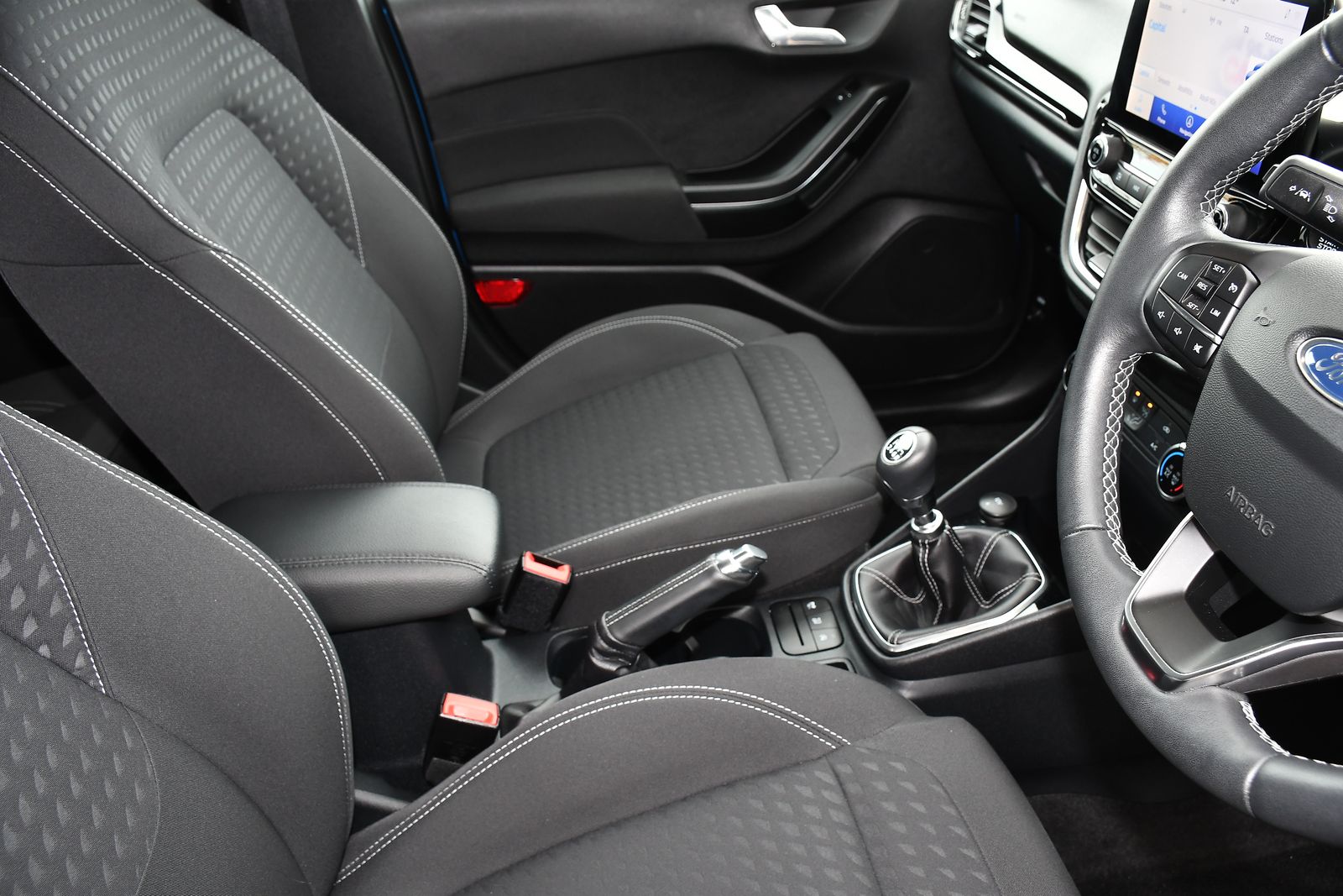 Ford Fiesta 1.0T EcoBoost Titanium Hatchback 5dr Petrol Manual Euro 6 (s/s) (95 ps) 5dr Manual 2026