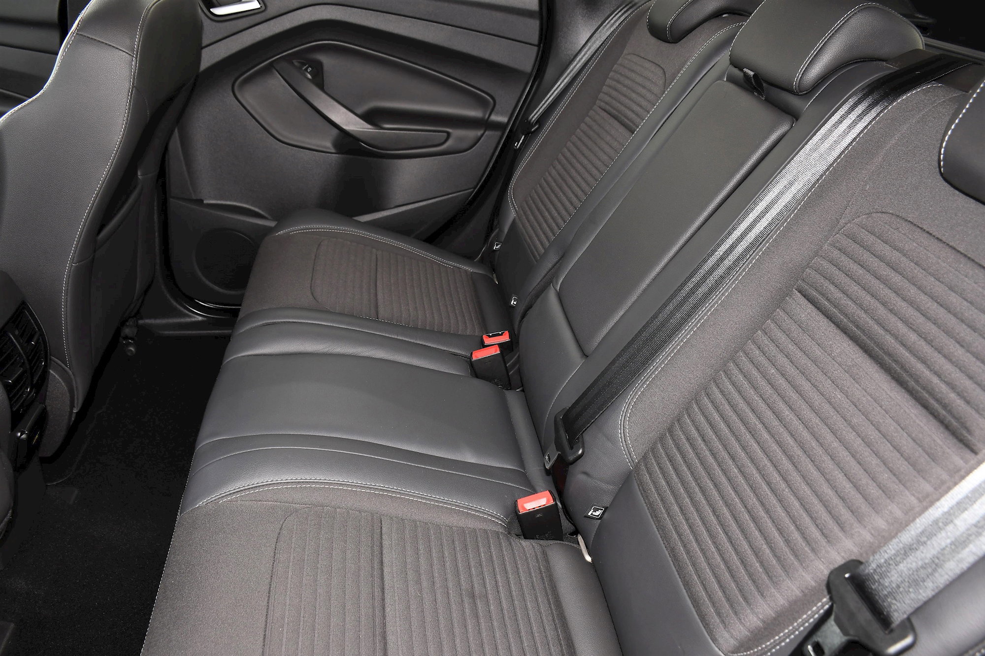 Ford Kuga TITANIUM TDCI 5dr Manual 2026