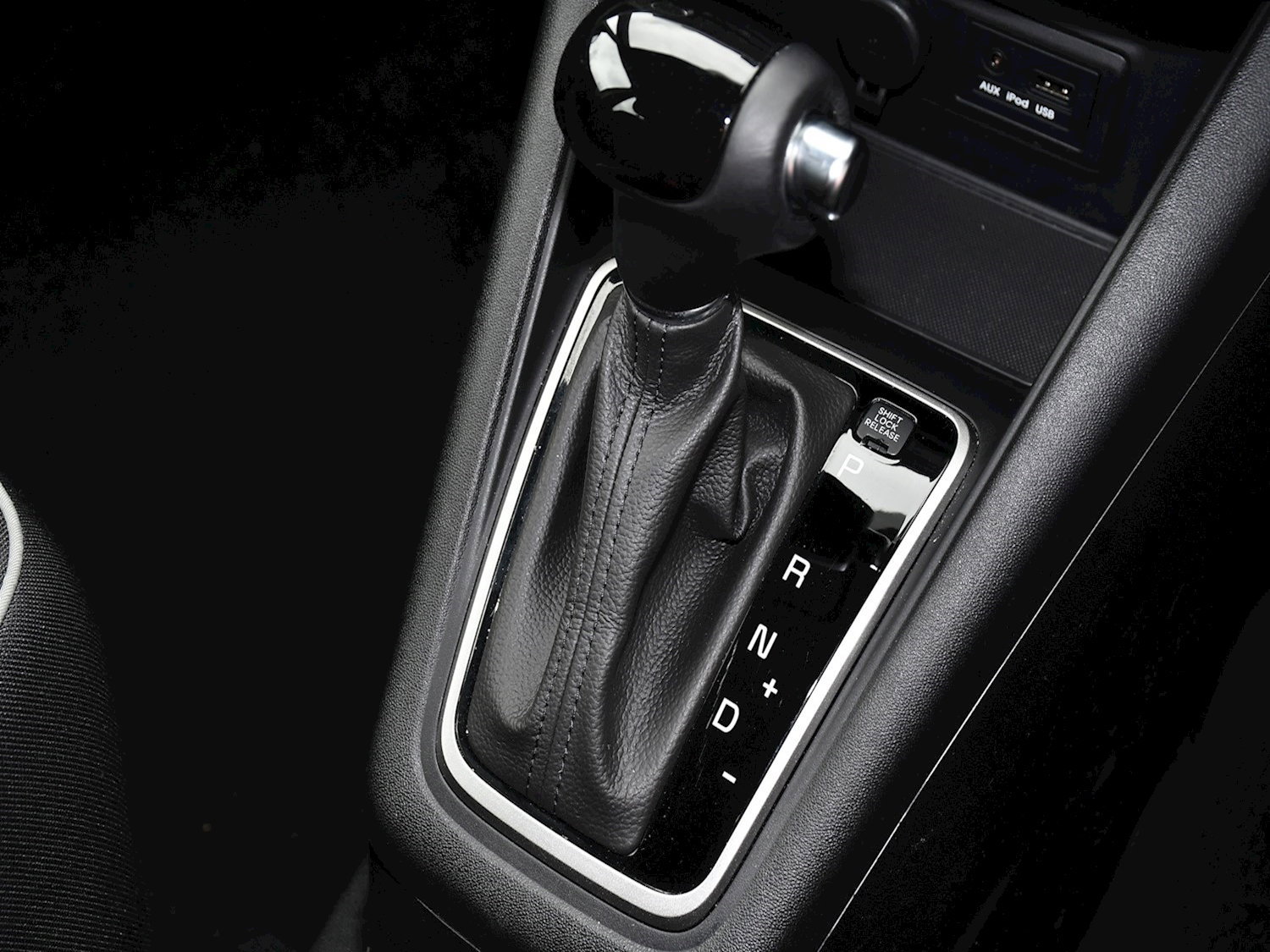 Kia Venga 2 5dr Automatic 2026