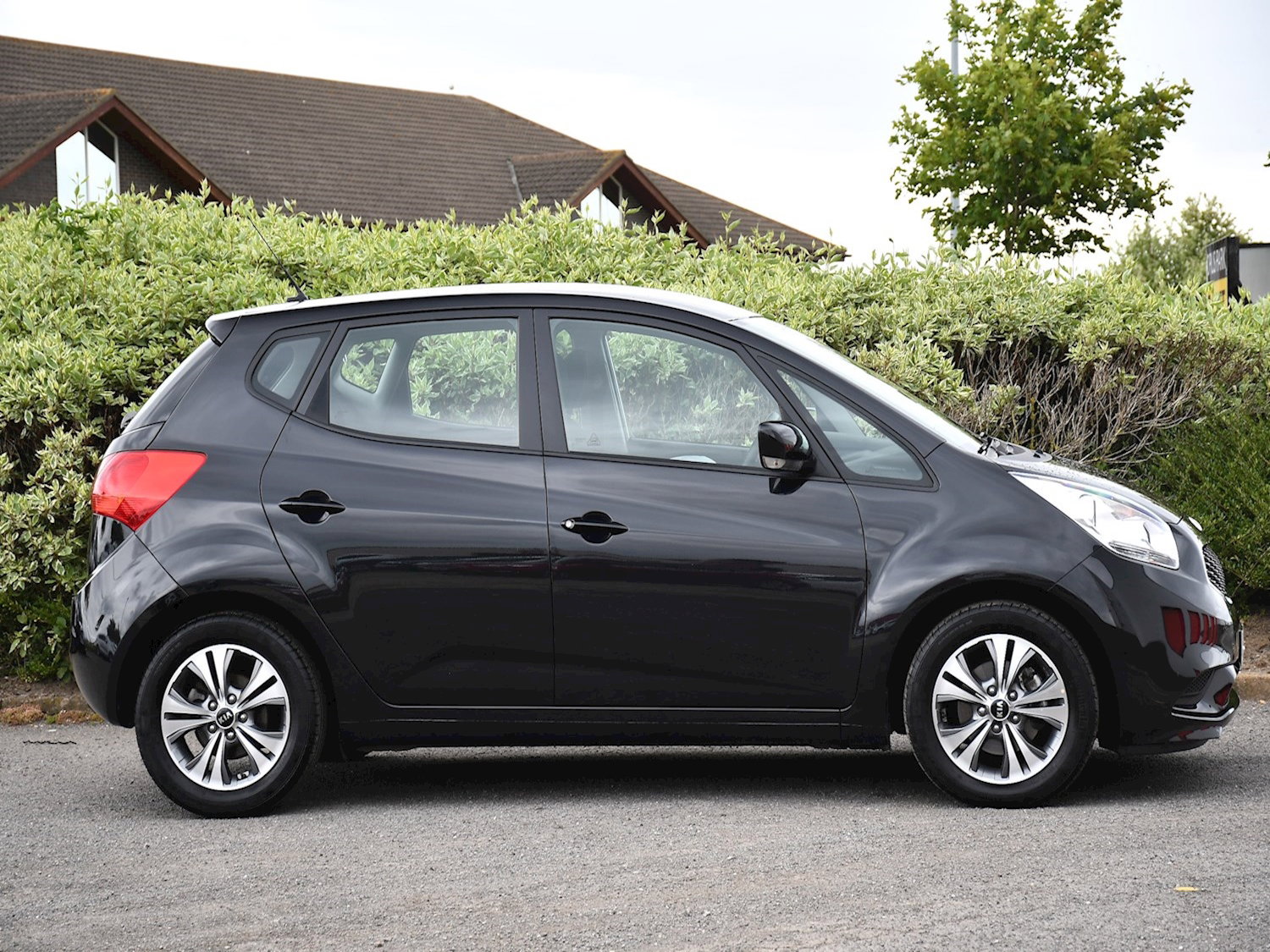Kia Venga 2 5dr Automatic 2026
