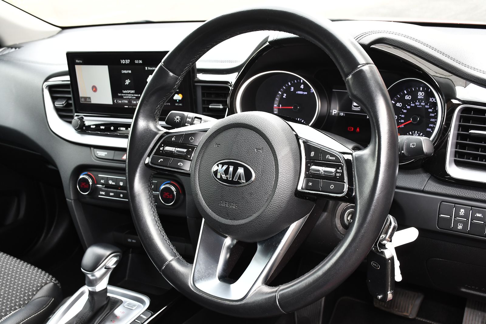 Kia Ceed 1.4 T-GDi 3 Hatchback 5dr Petrol DCT Euro 6 (s/s) (138 bhp) 5dr Automatic 2026