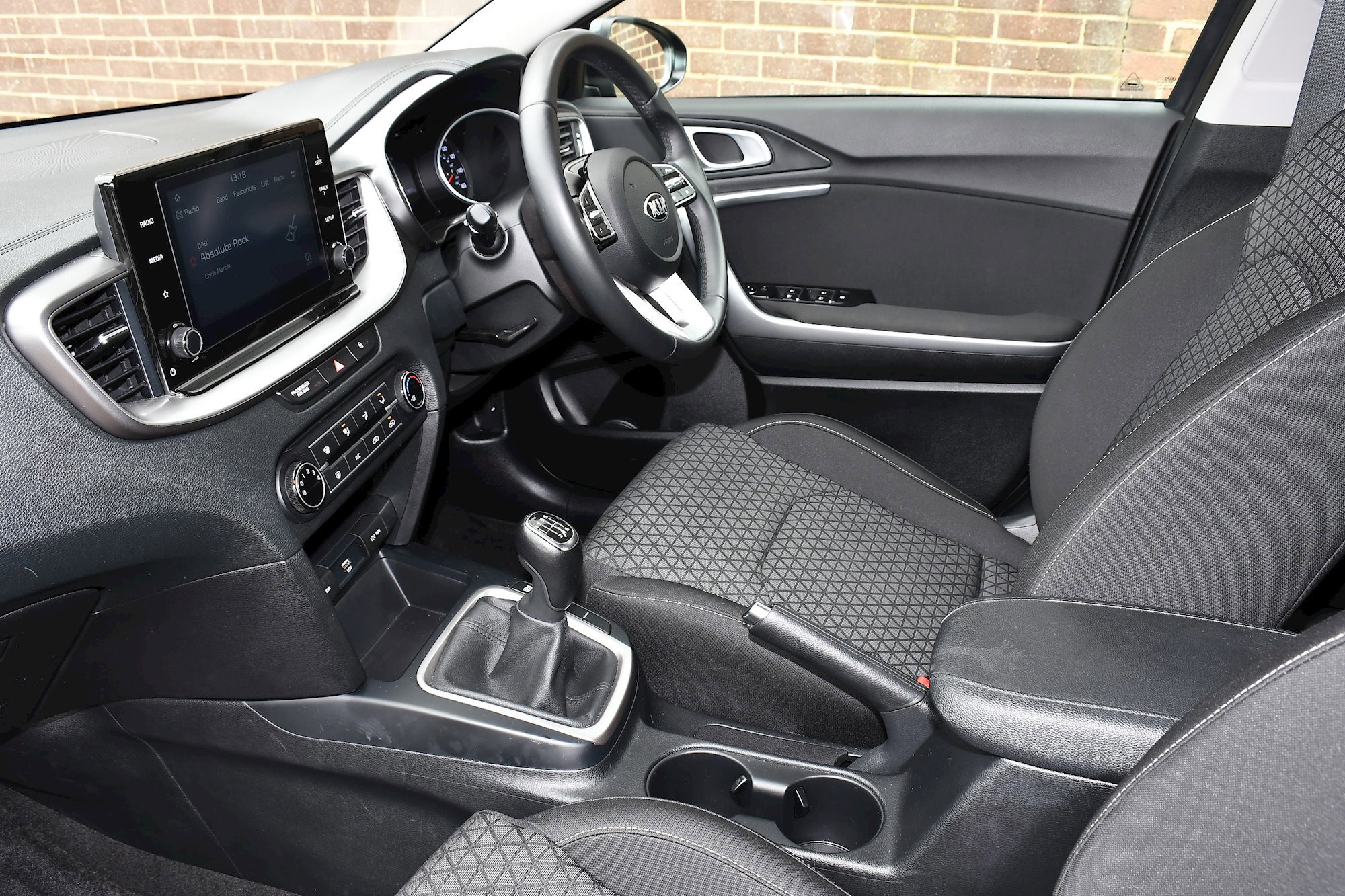Kia Ceed 1.6 CRDi MHEV 2 Hatchback 5dr Diesel Hybrid Manual Euro 6 (s/s) (134 bhp) 5dr Manual 2026
