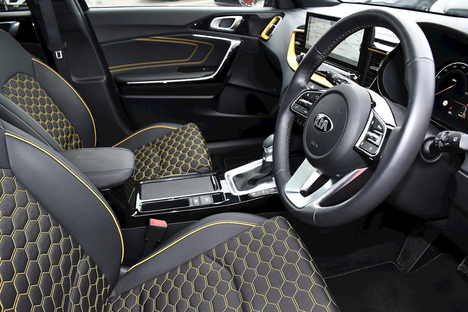Kia Ceed XCEED FIRST EDITION ISG 5dr Automatic 2026