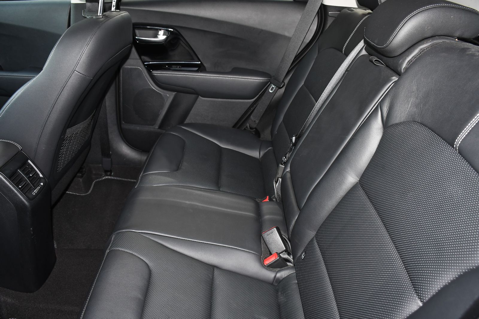 Kia Niro 1.6 GDi 4 SUV 5dr Petrol Hybrid DCT Euro 6 (s/s) (139 bhp) 5dr Automatic 2026