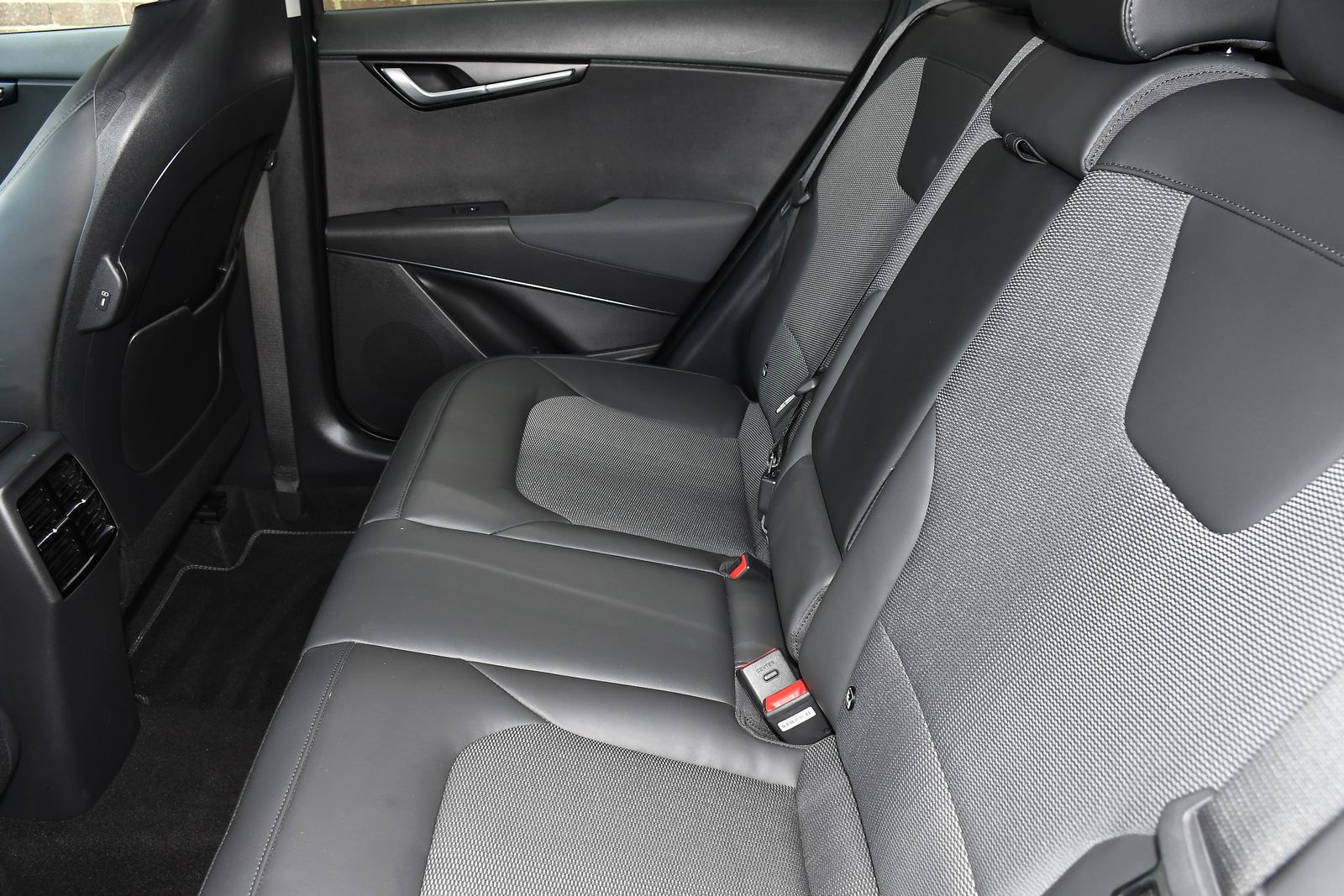 Kia Niro 1.6h GDi 3 SUV 5dr Petrol Hybrid DCT Euro 6 (s/s) (139 bhp) 5dr Automatic 2026