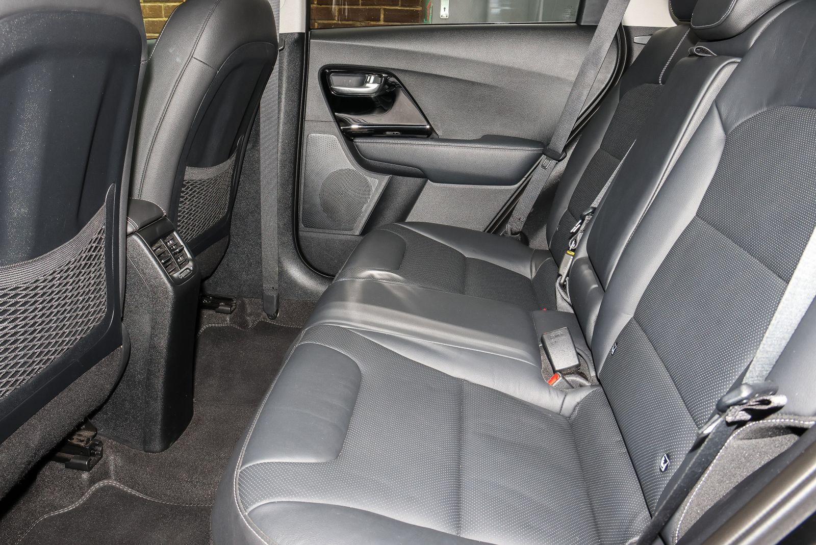 Kia Niro 3 5dr Automatic 2026