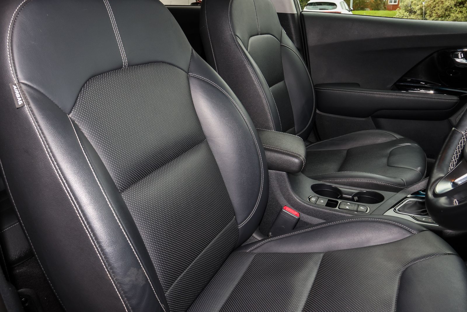 Kia Niro 3 5dr Automatic 2026