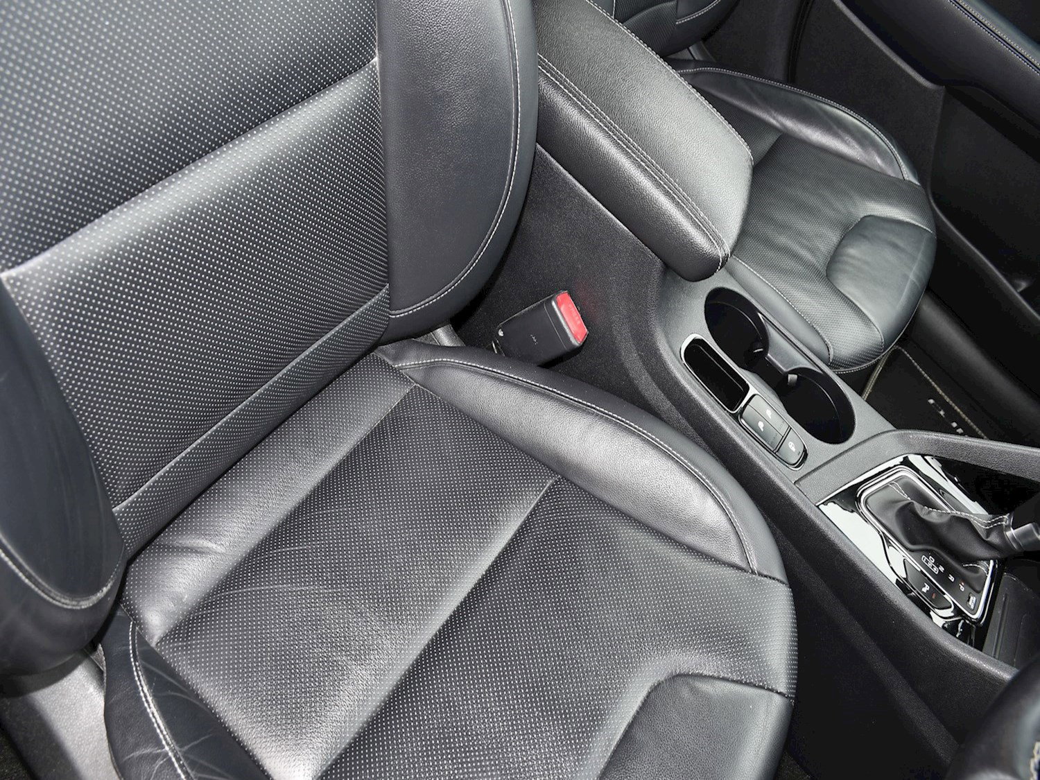 Kia Niro 3 5dr Automatic 2026