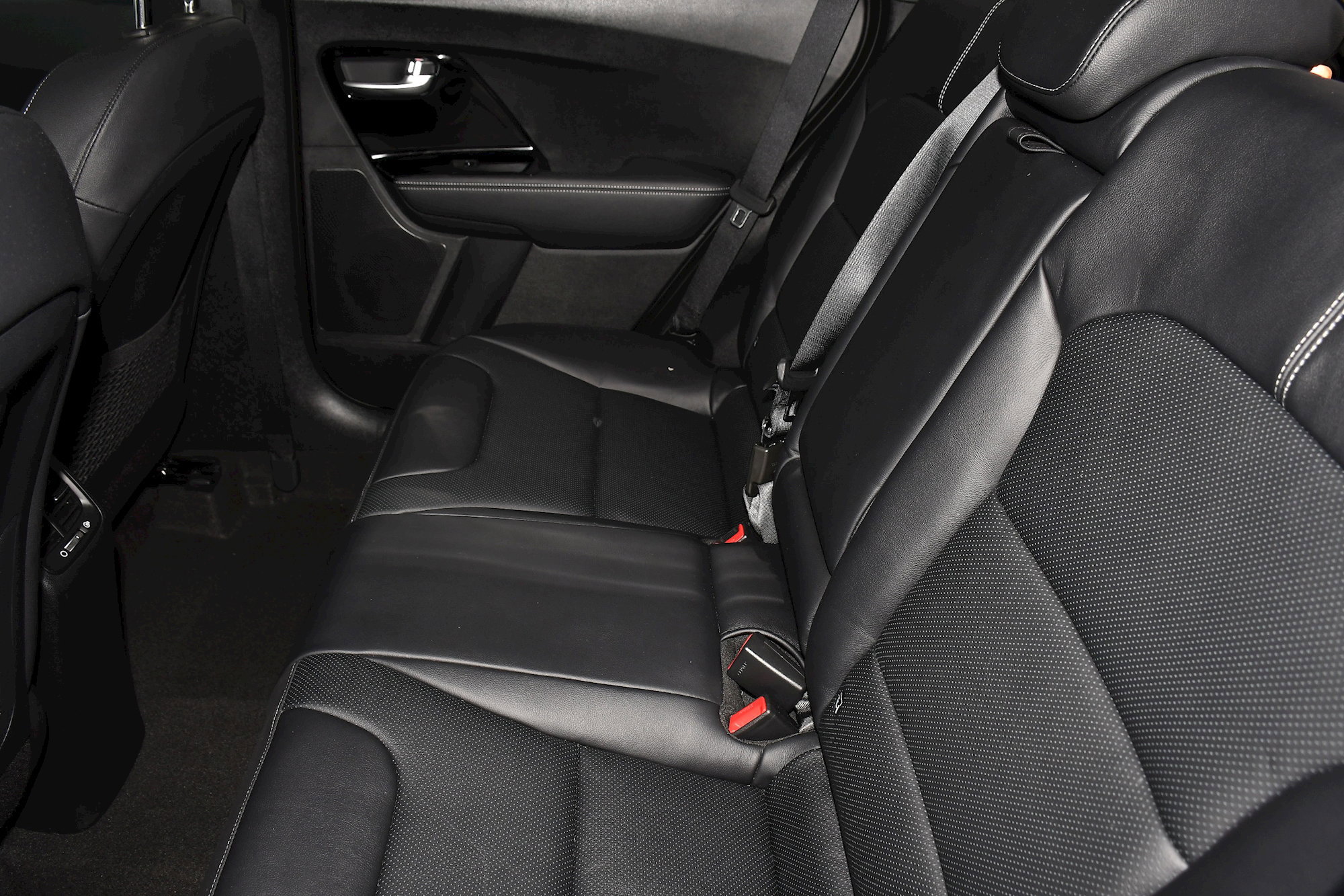 Kia Niro 3 HEV 0dr Automatic 2026