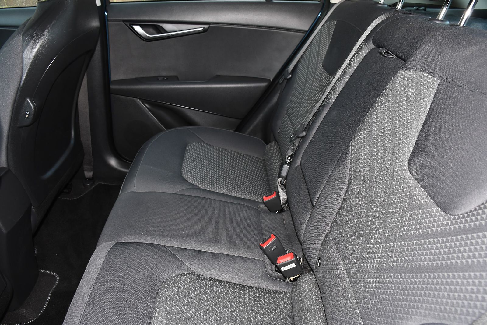 Kia Niro 64.8kWh 2 SUV 5dr Electric Auto (201 bhp) 5dr Automatic 2026