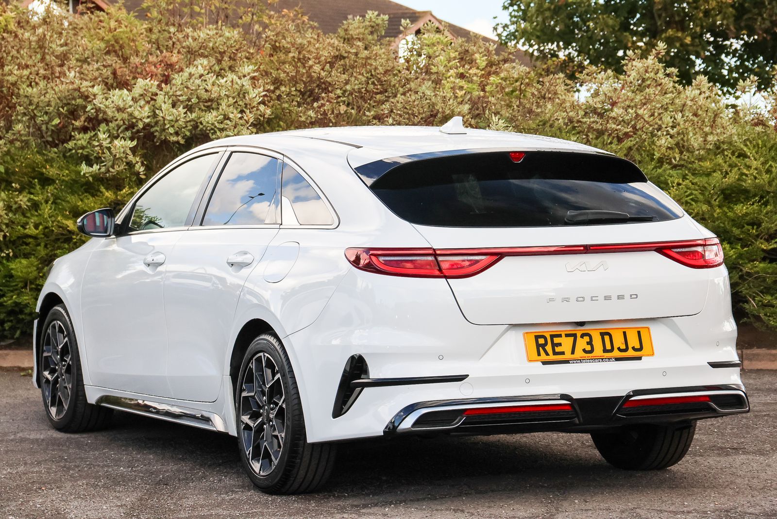 Kia ProCeed 1.5 T-GDi GT-Line Shooting Brake 5dr Petrol Manual Euro 6 (s/s) (158 bhp) 5dr Manual 2026