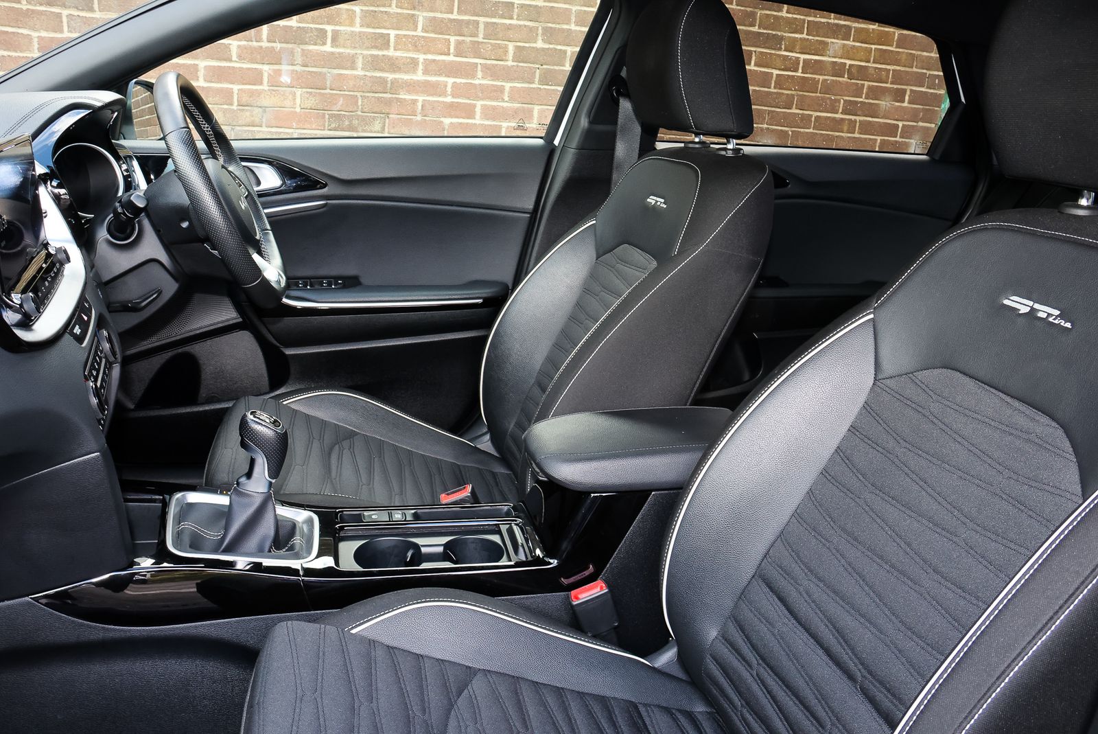 Kia ProCeed 1.5 T-GDi GT-Line Shooting Brake 5dr Petrol Manual Euro 6 (s/s) (158 bhp) 5dr Manual 2026