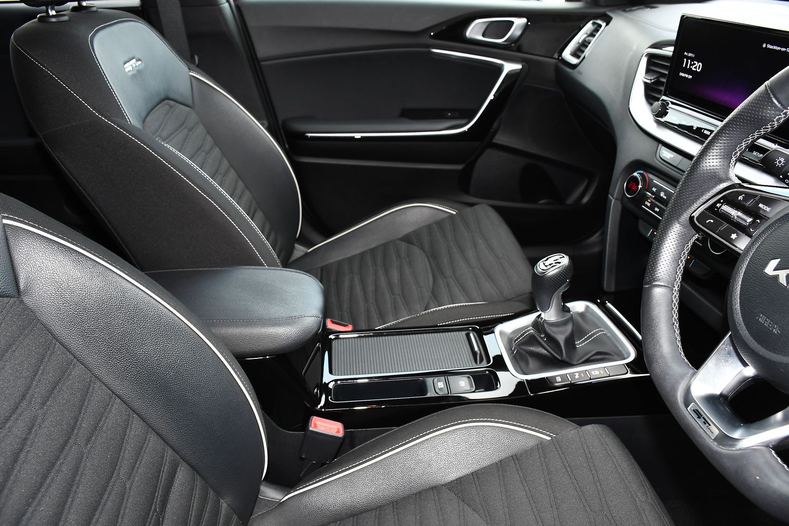 Kia ProCeed 1.5 T-GDi GT-Line Shooting Brake 5dr Petrol Manual Euro 6 (s/s) (158 bhp) 5dr Manual 2026