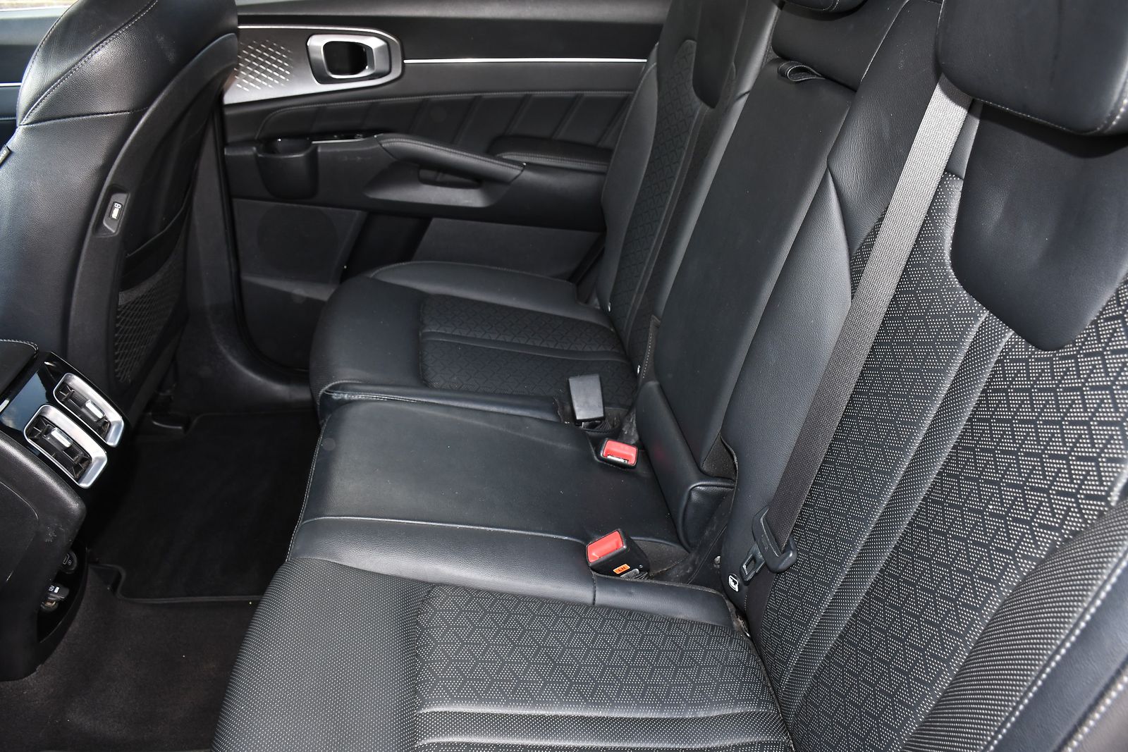 Kia Sorento 1.6 h T-GDi 3 SUV 5dr Petrol Hybrid Auto AWD Euro 6 (s/s) (226 bhp) 5dr Automatic 2026