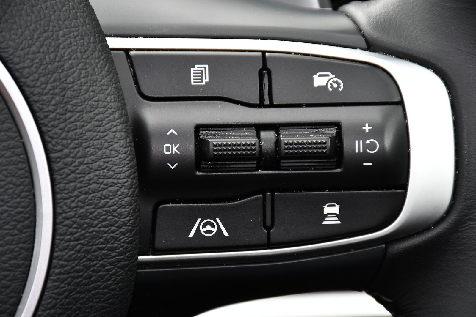 Kia Sportage 1.6 T-GDi 13.8kWh 3 SUV 5dr Petrol Plug-in Hybrid Auto AWD Euro 6 (s/s) (261 bhp) 5dr Automatic 2026