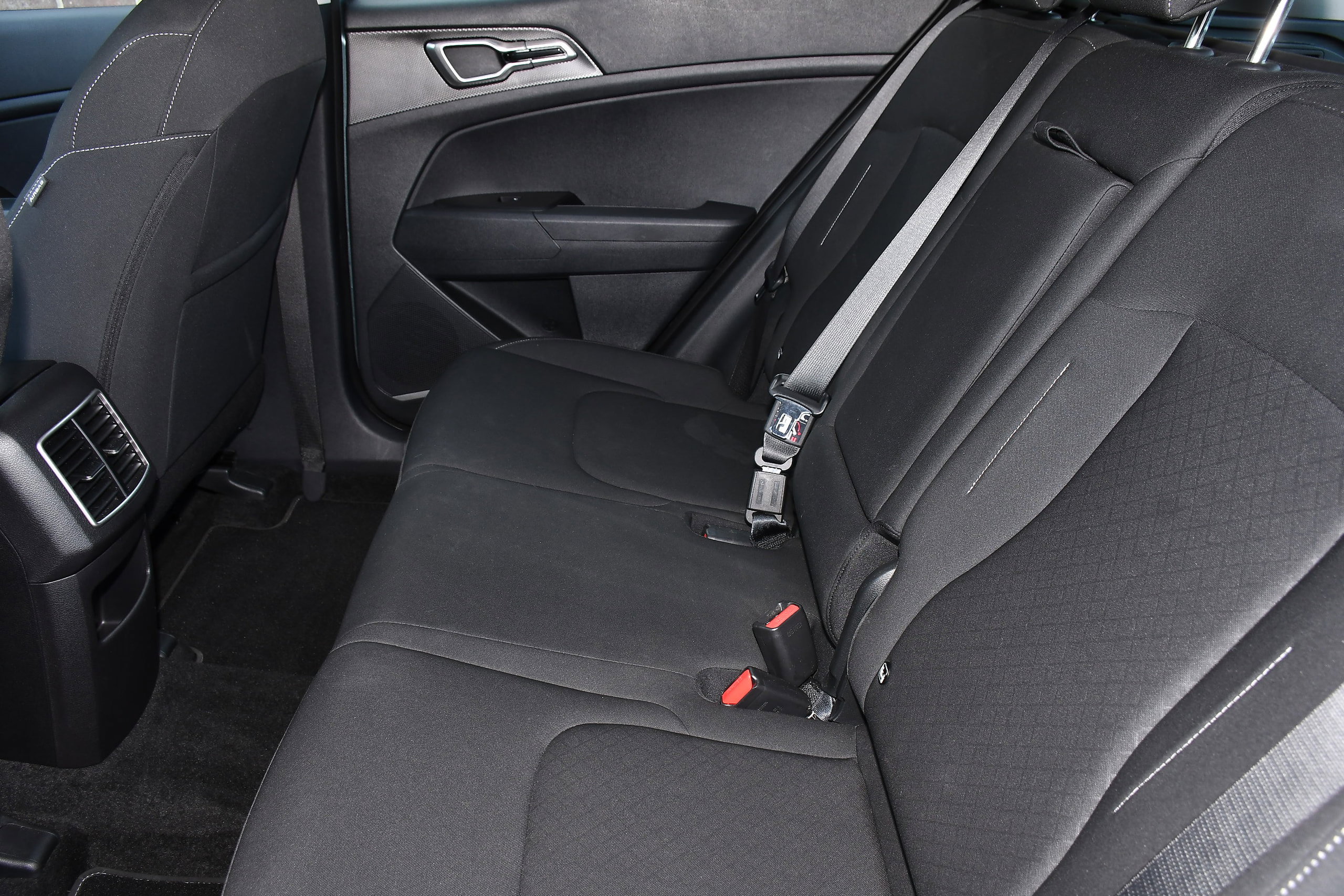 2023 KIA Sportage thumbnail 22