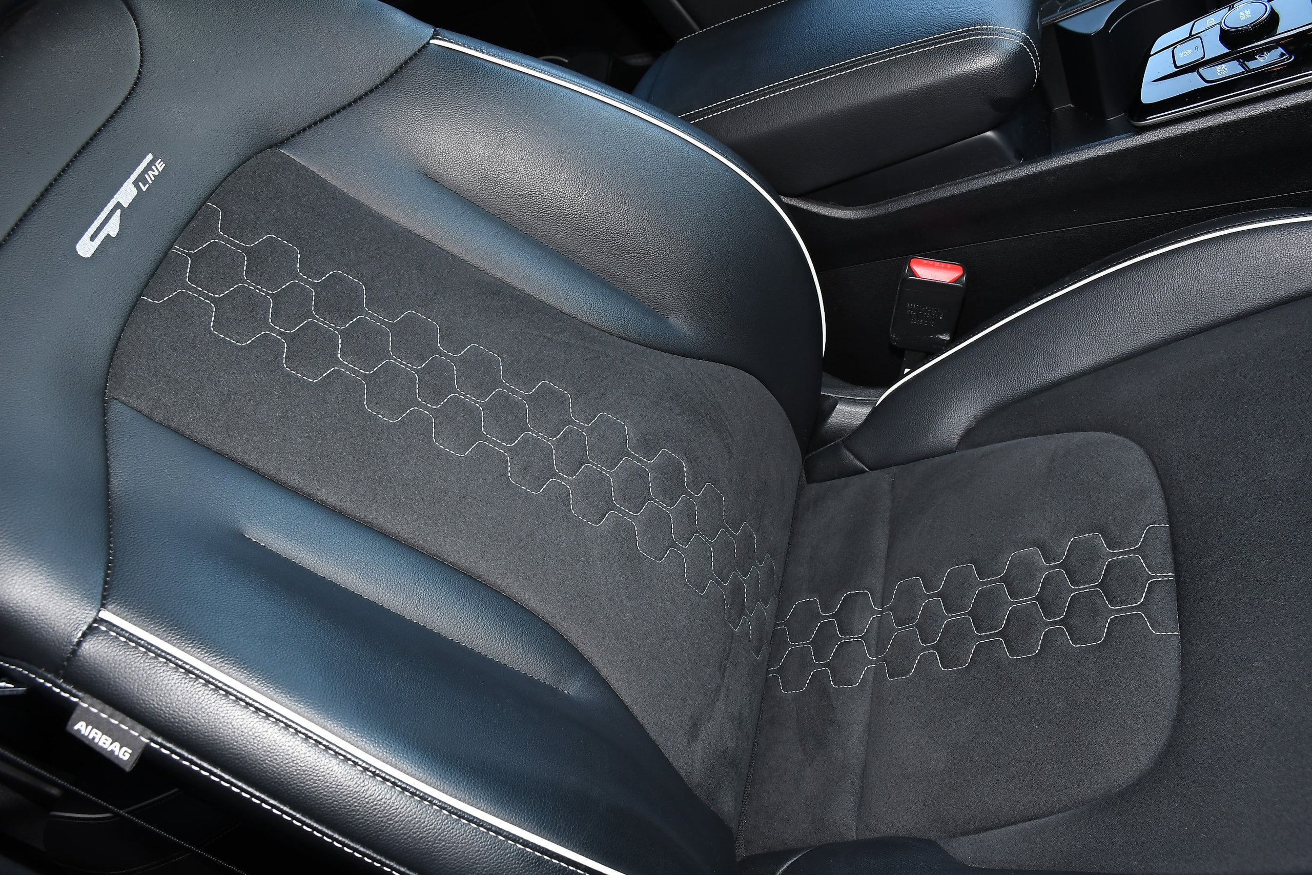 2022 KIA Sportage thumbnail 10