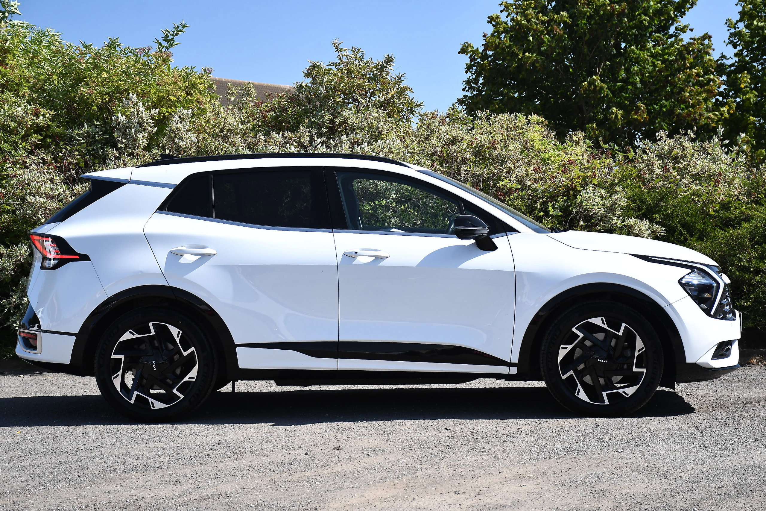 2022 KIA Sportage thumbnail 2