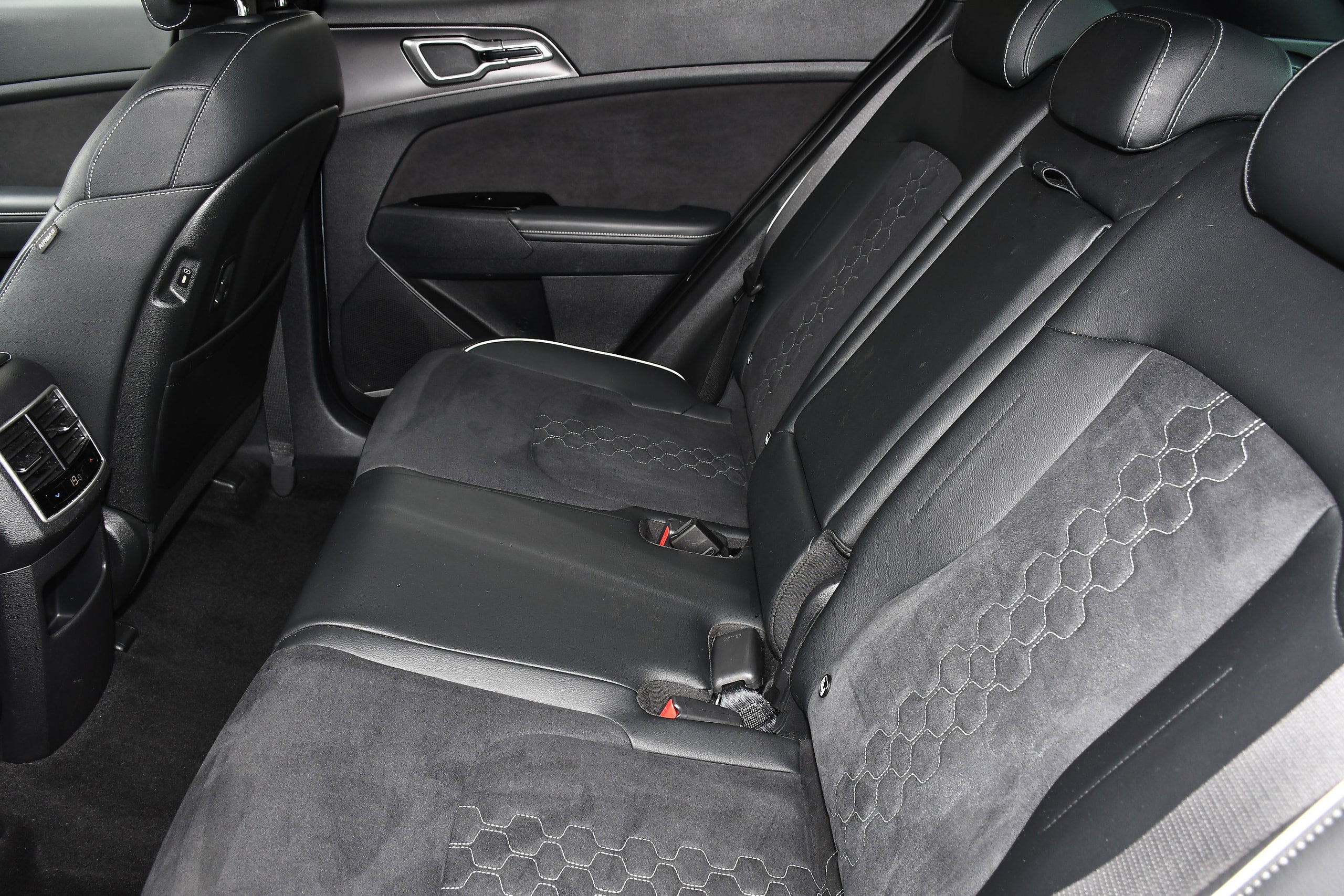 Kia Sportage 1.6 T-GDi MHEV GT-Line SUV 5dr Petrol Hybrid DCT Euro 6 (s/s) (157 bhp) 5dr Automatic 2026