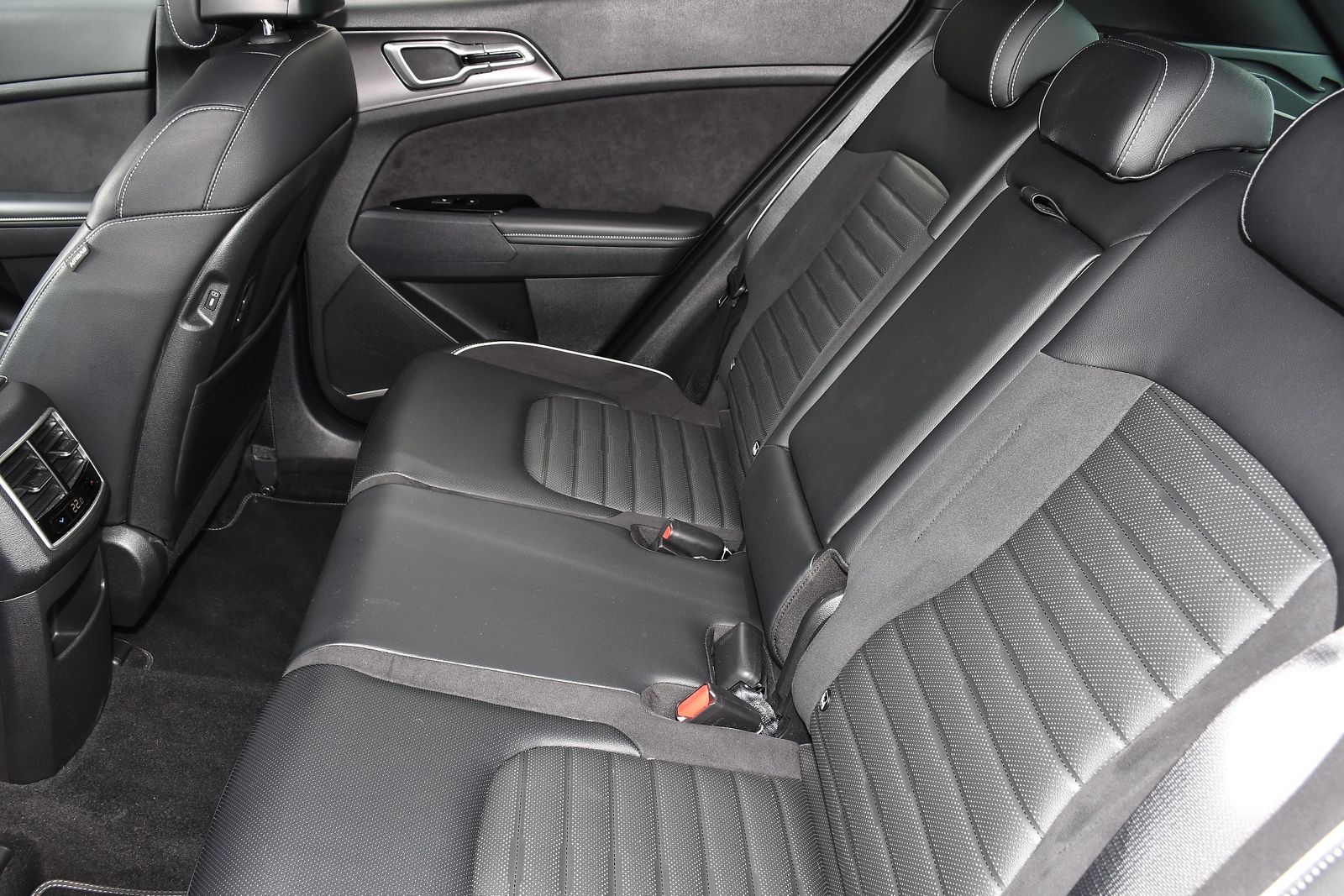 Kia Sportage 1.6 T-GDi MHEV GT-Line S SUV 5dr Petrol Hybrid DCT Euro 6 (s/s) (157 bhp) 5dr Automatic 2026