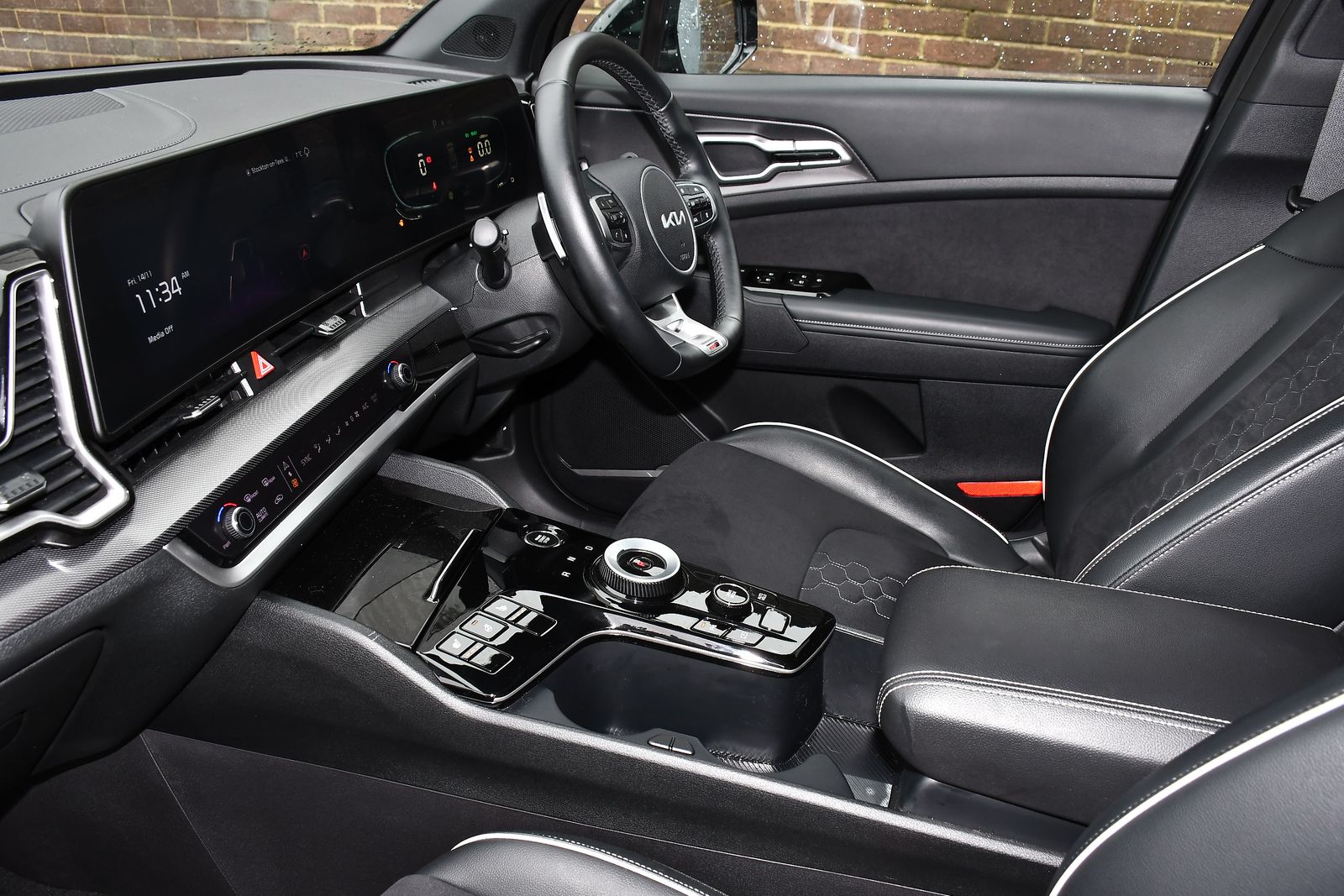 Kia Sportage 1.6 h T-GDi GT-Line SUV 5dr Petrol Hybrid Auto Euro 6 (s/s) (207 bhp) 5dr Automatic 2026