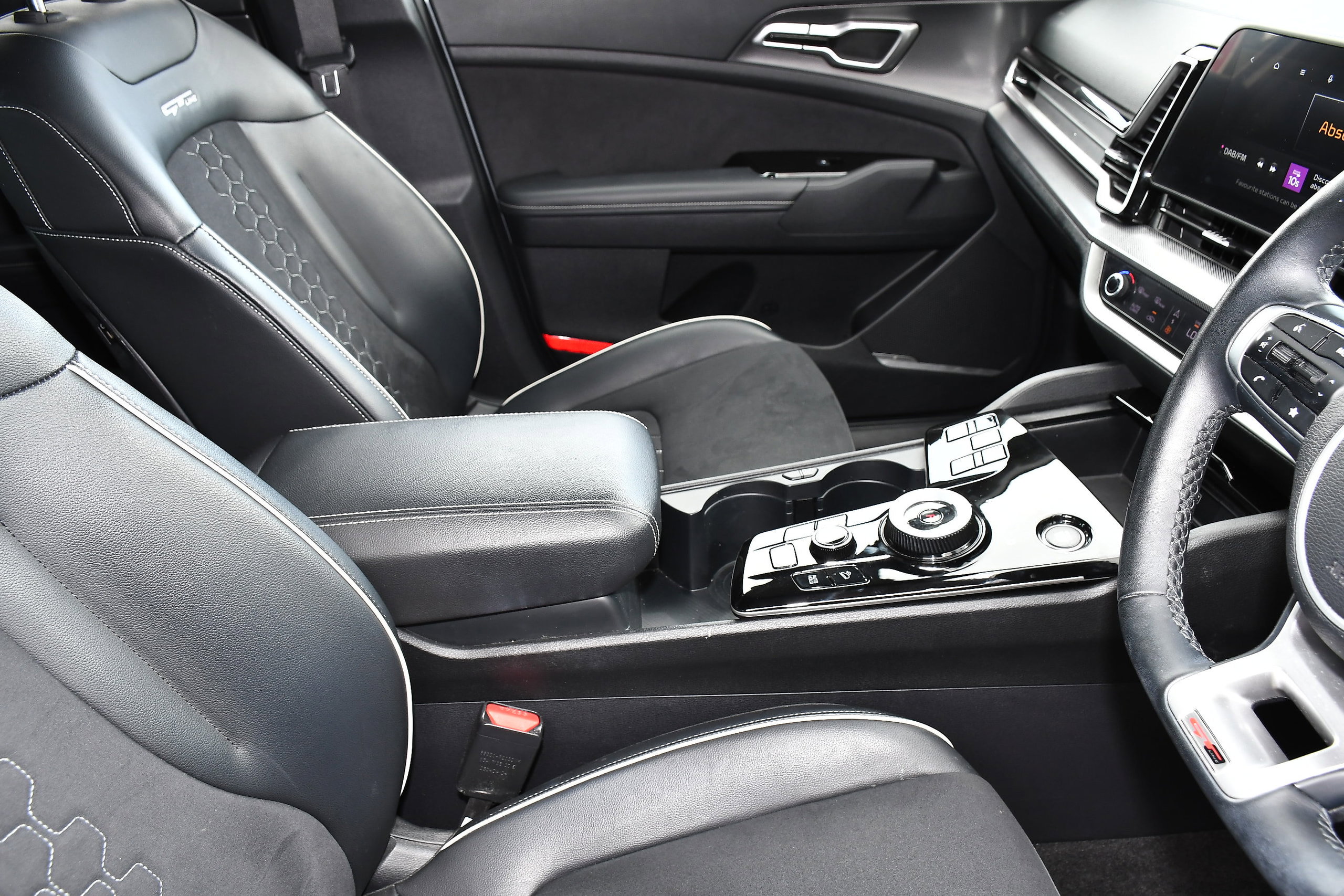 Kia Sportage 1.6 h T-GDi GT-Line SUV 5dr Petrol Hybrid Auto Euro 6 (s/s) (226 bhp) 5dr Automatic 2026