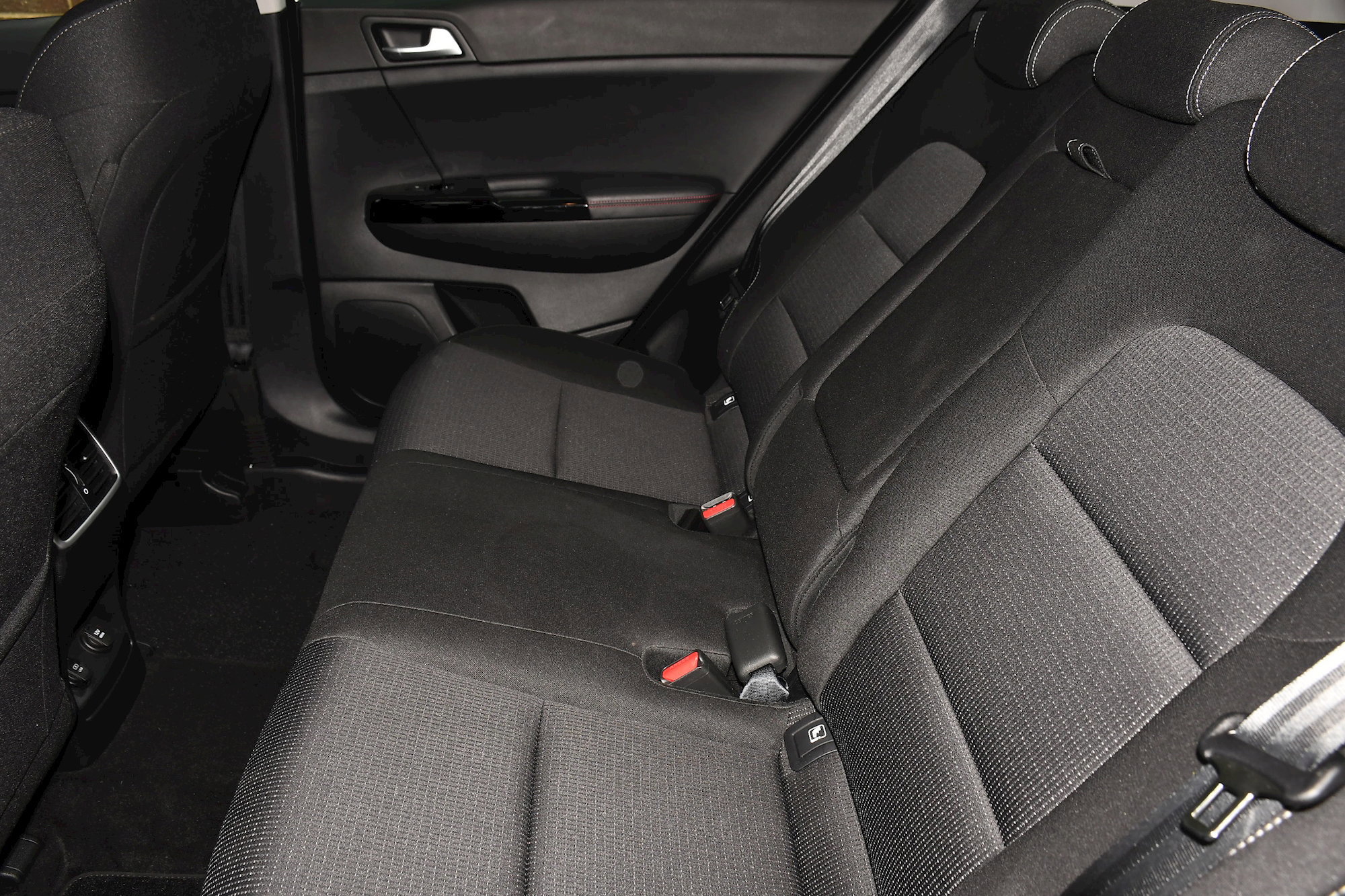 Kia Sportage 2 DCT 0dr Automatic 2026