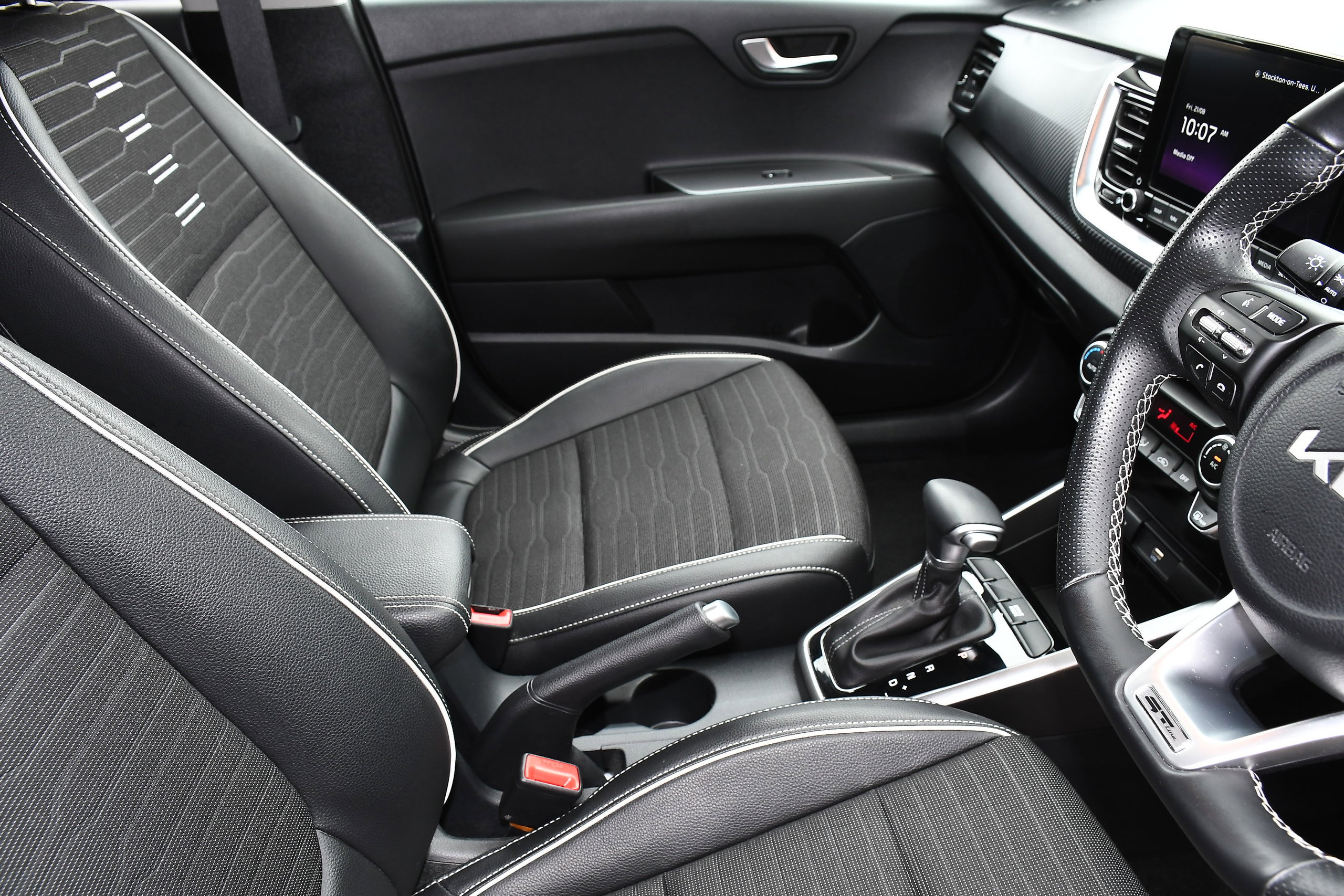 Kia Stonic 1.0 T-GDi GT-Line SUV 5dr Petrol DCT Euro 6 (s/s) (98 bhp) 5dr Automatic 2026