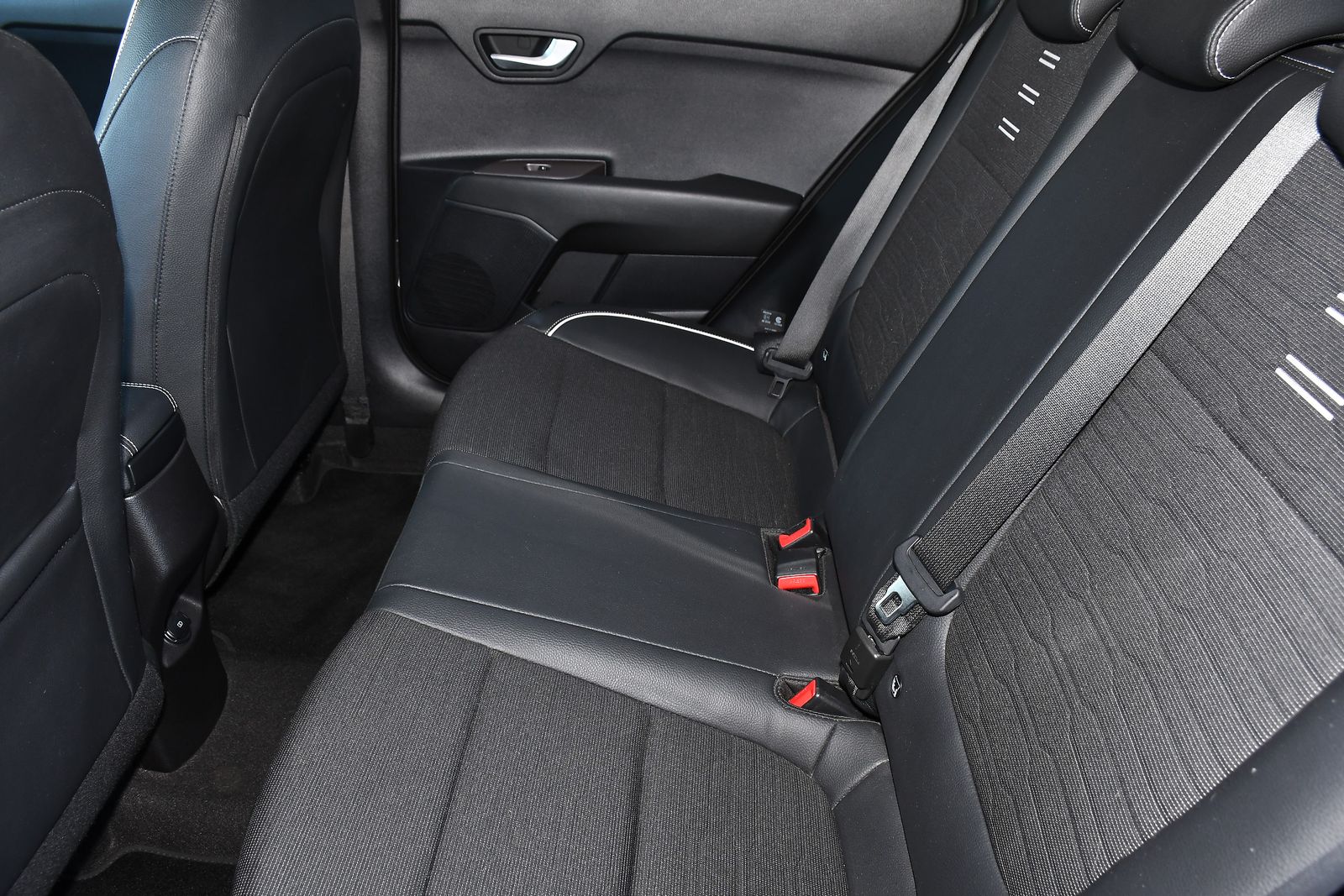 Kia Stonic 1.0 T-GDi MHEV GT-Line SUV 5dr Petrol Hybrid Manual Euro 6 (s/s) (118 bhp) 5dr Manual 2026