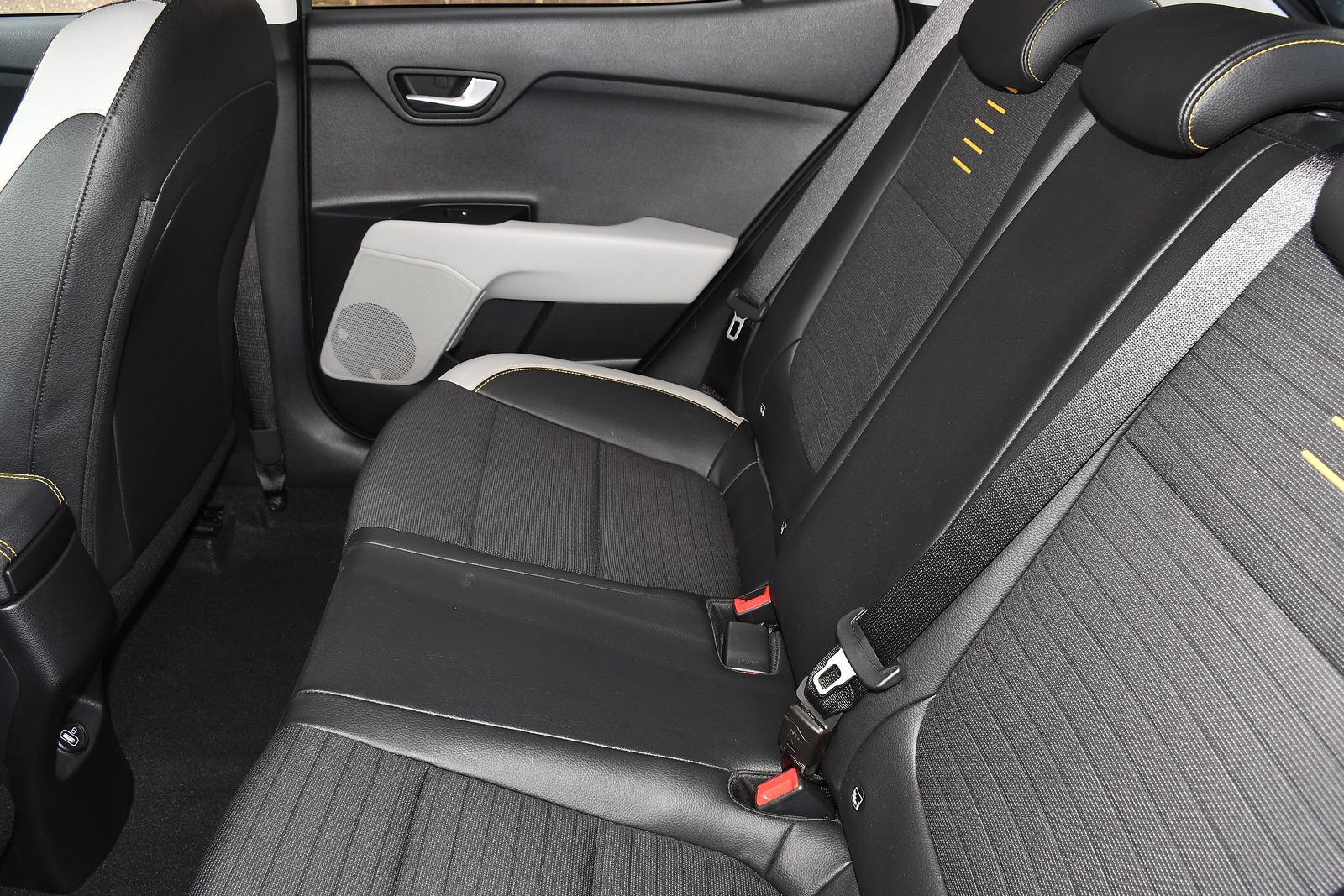 Kia Stonic 1.0 T-GDi Quantum SUV 5dr Petrol Manual Euro 6 (s/s) (99 bhp) 5dr Manual 2026