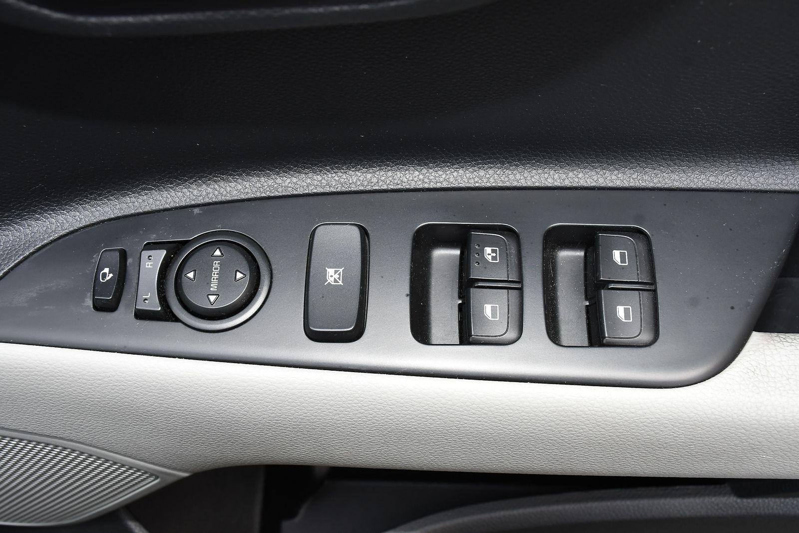 Kia Stonic 1.0 T-GDi Quantum SUV 5dr Petrol Manual Euro 6 (s/s) (99 bhp) 5dr Manual 2026