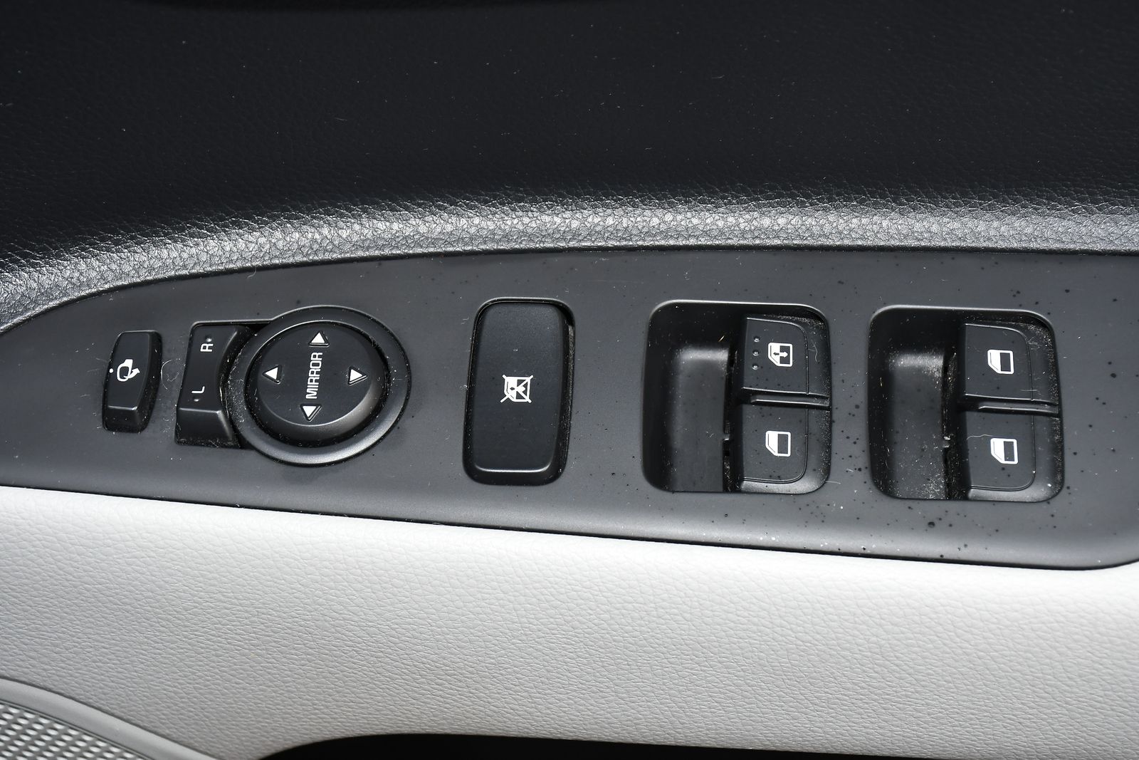Kia Stonic 1.0 T-GDi Quantum SUV 5dr Petrol Manual Euro 6 (s/s) (99 bhp) 5dr Manual 2026