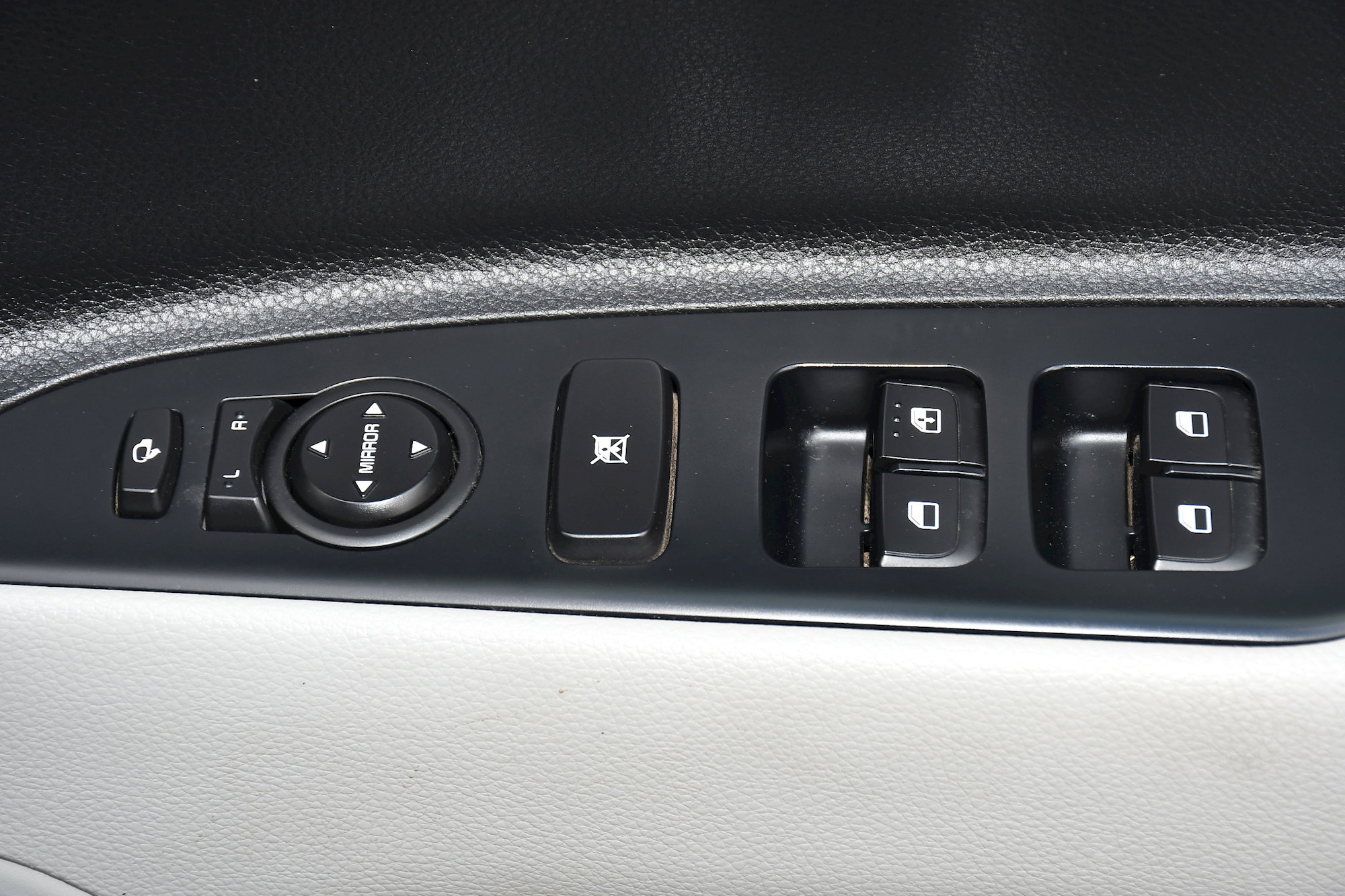 Kia Stonic 4 ISG 5dr Manual 2026