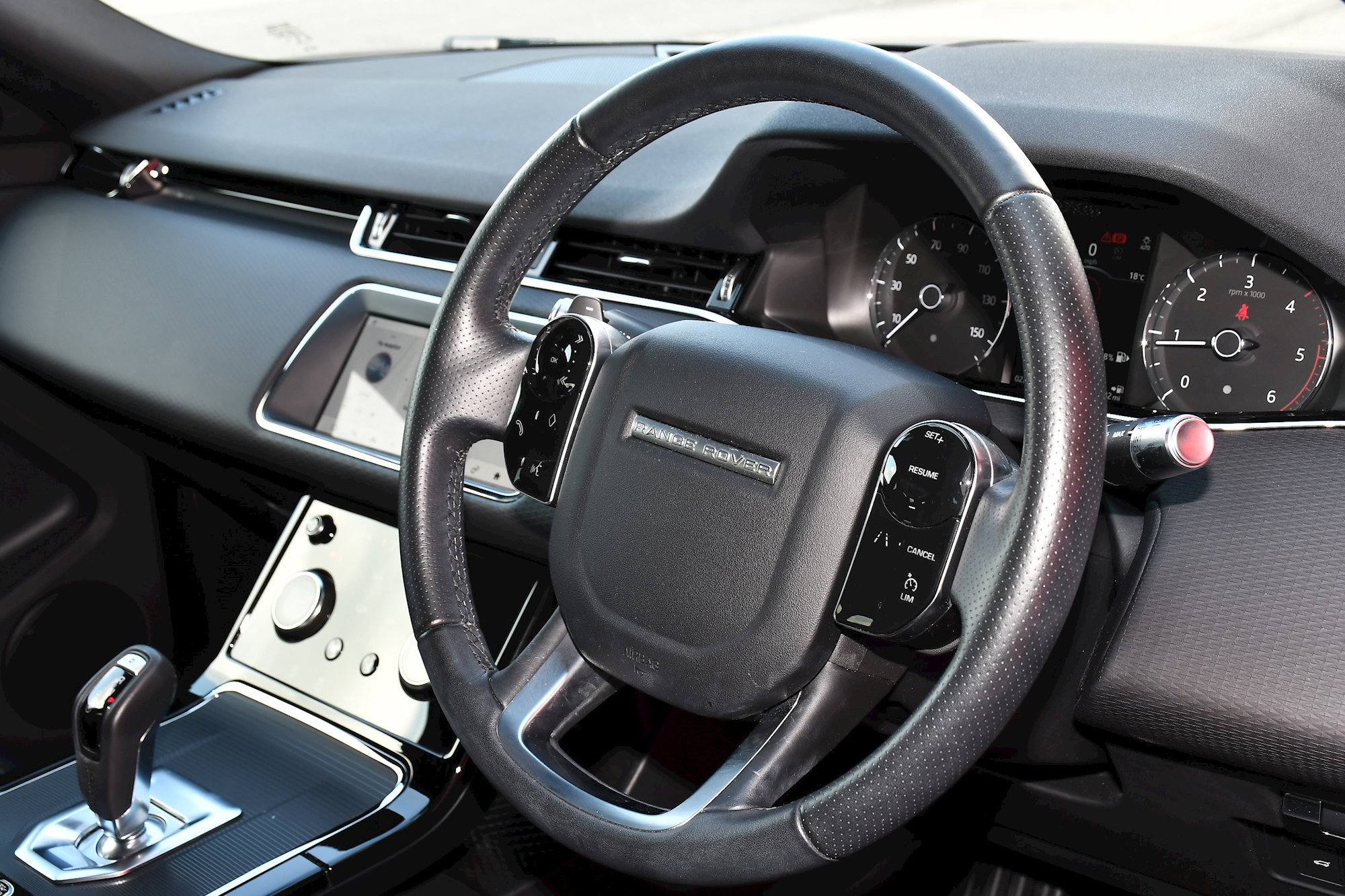 Land Rover Range Rover Evoque 2.0 D180 R-Dynamic S SUV 5dr Diesel Auto 4WD Euro 6 (s/s) (180 ps) 5dr Automatic 2026