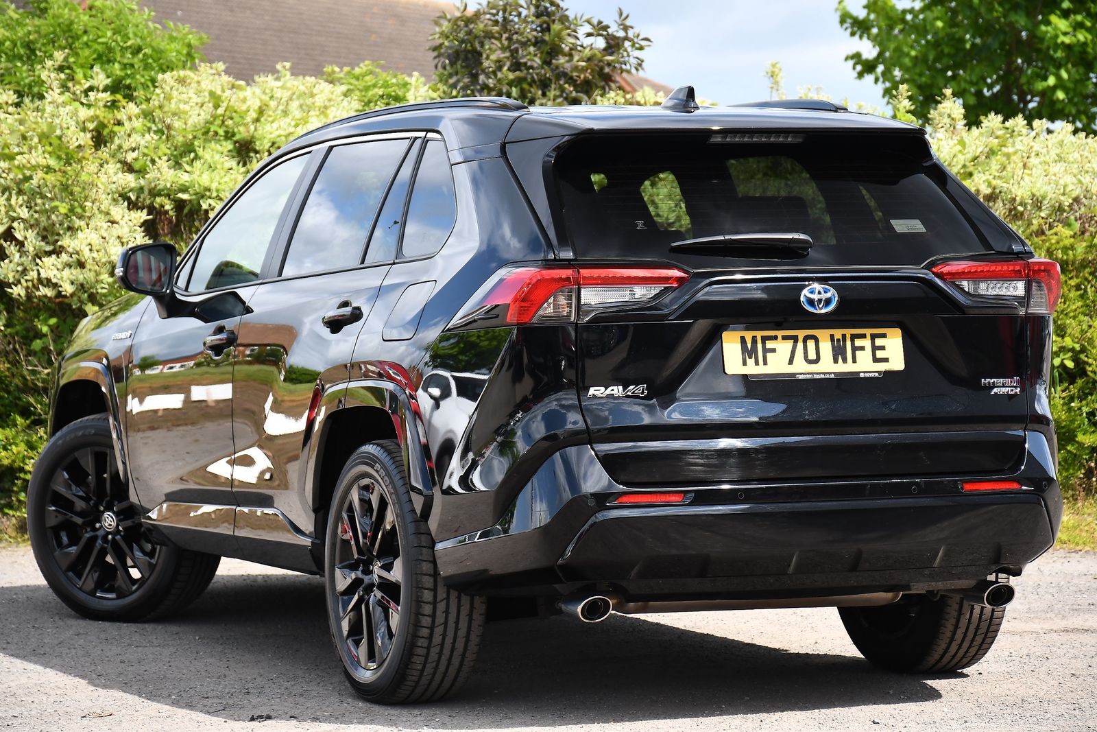 Toyota RAV4 2.5 VVT-h Black Edition SUV 5dr Petrol Hybrid CVT 4WD Euro 6 (s/s) (222 ps) 5dr Automatic 2026