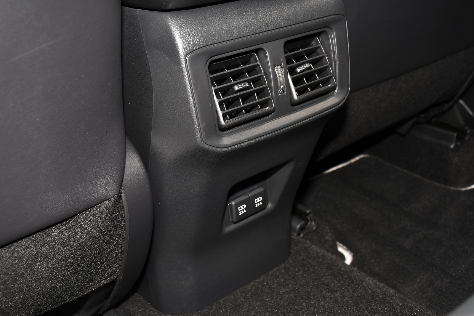 Toyota RAV4 2.5 VVT-h Black Edition SUV 5dr Petrol Hybrid CVT 4WD Euro 6 (s/s) (222 ps) 5dr Automatic 2026