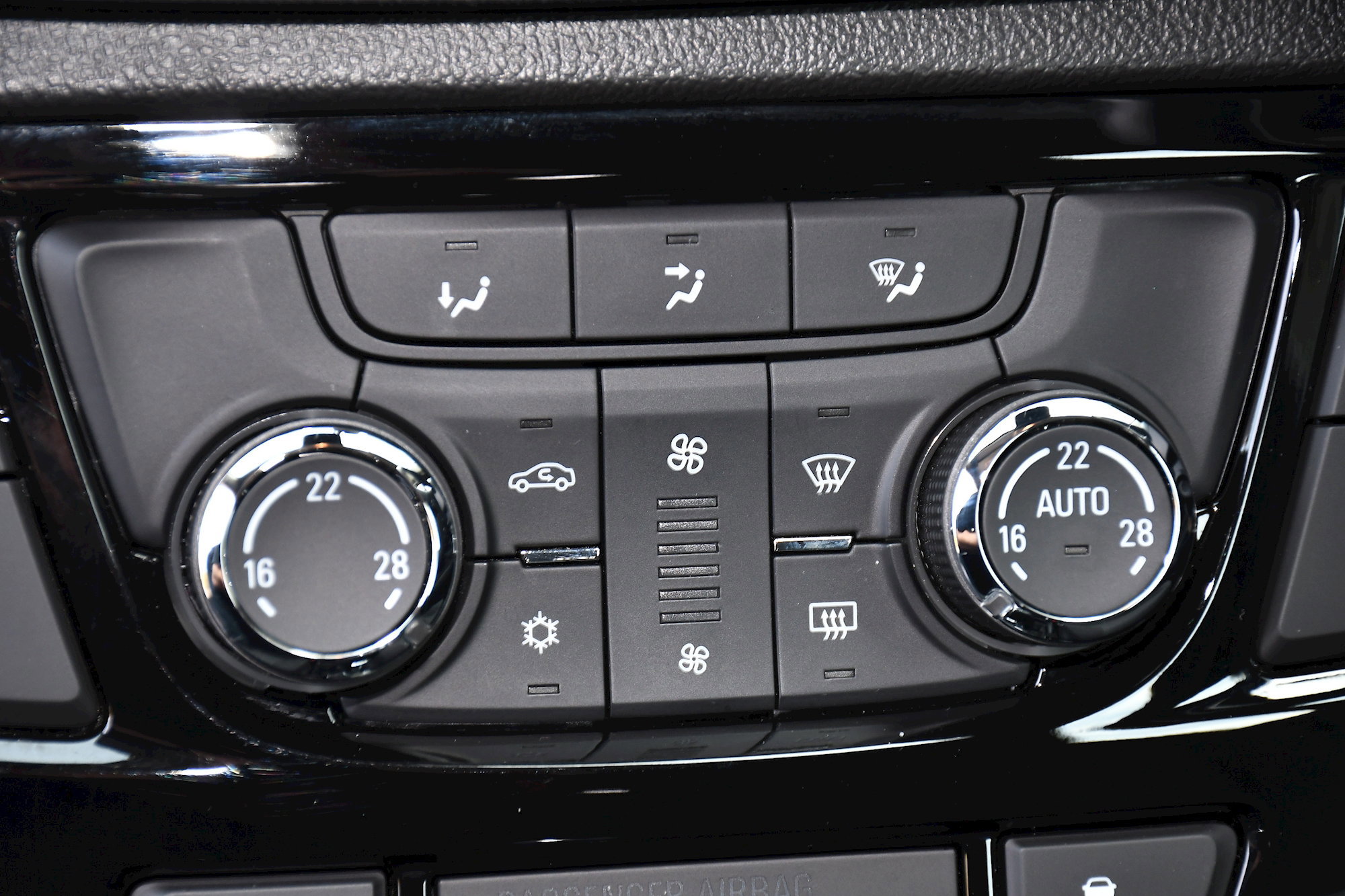 Vauxhall Mokka X DESIGN NAV 5dr Automatic 2026