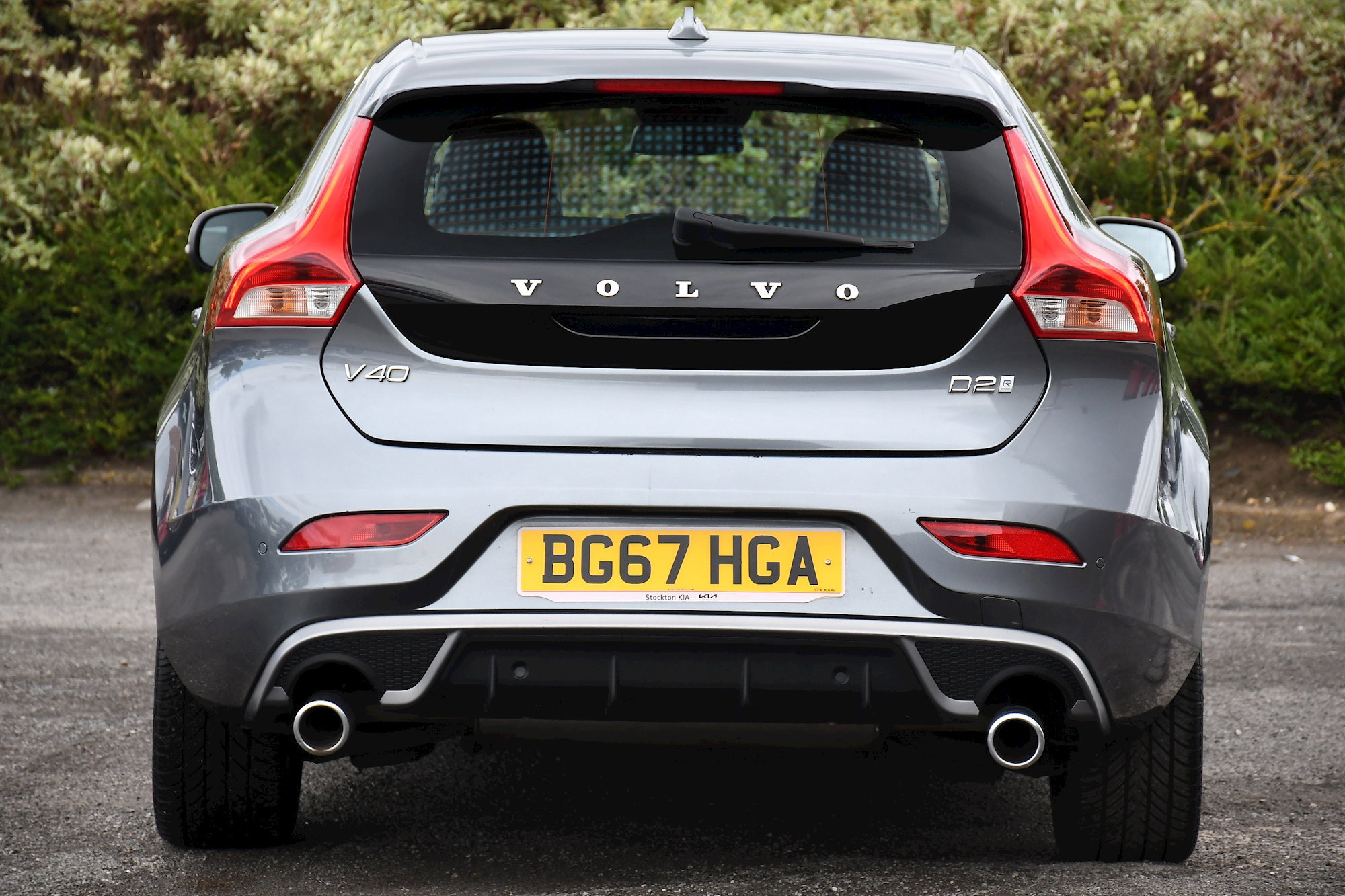 Volvo V40 D2 R-DESIGN NAV PLUS 5dr Automatic 2026
