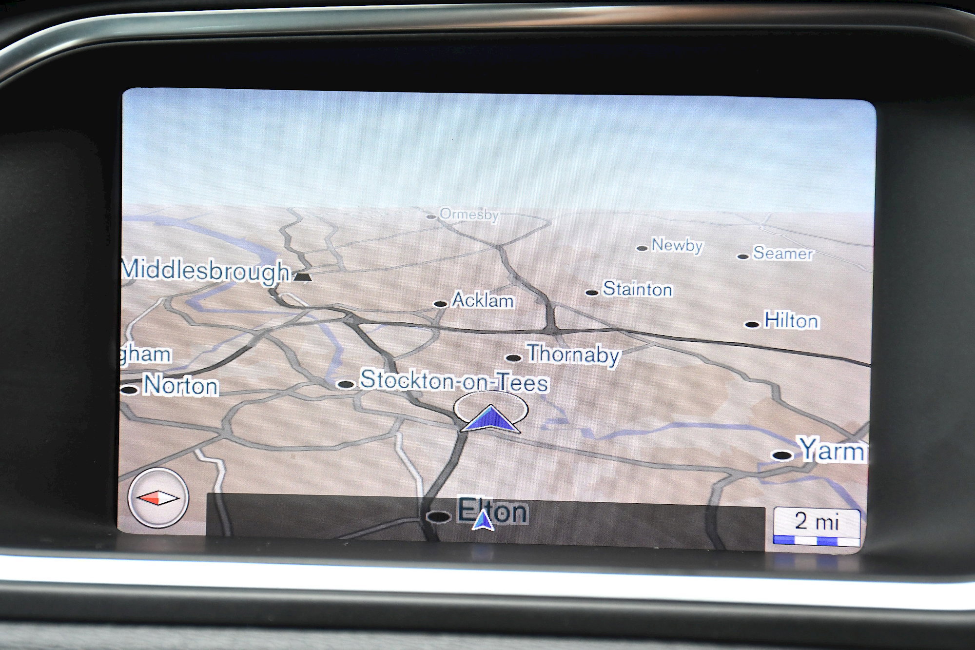 Volvo V40 D2 R-DESIGN NAV PLUS 5dr Automatic 2026