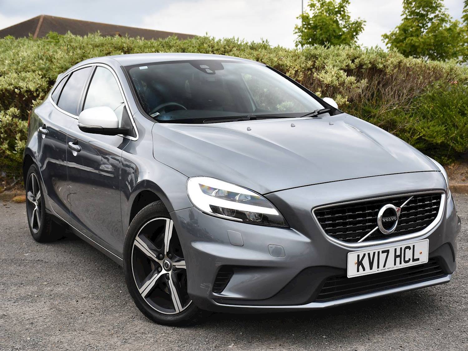 Volvo V40 D3 R-DESIGN NAV PLUS 5dr Automatic 2026