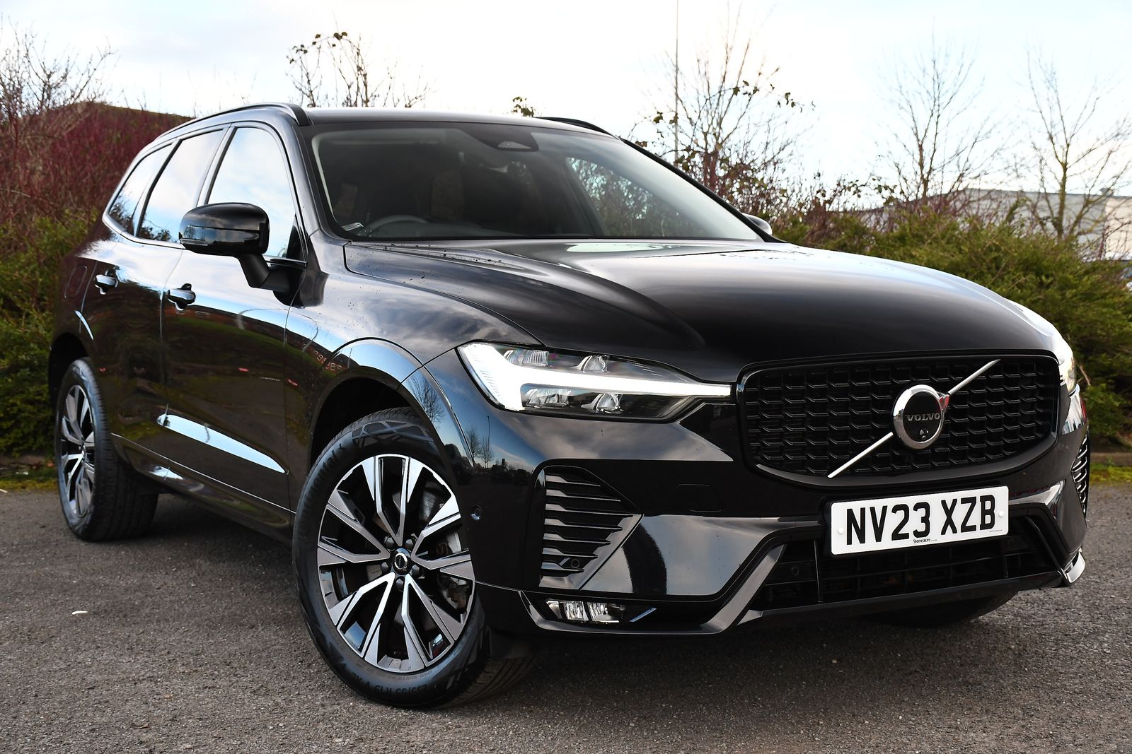 Volvo XC60 2.0 B5 MHEV Plus SUV 5dr Petrol Hybrid Auto AWD Euro 6 (s/s) (250 ps) 5dr Automatic 2026